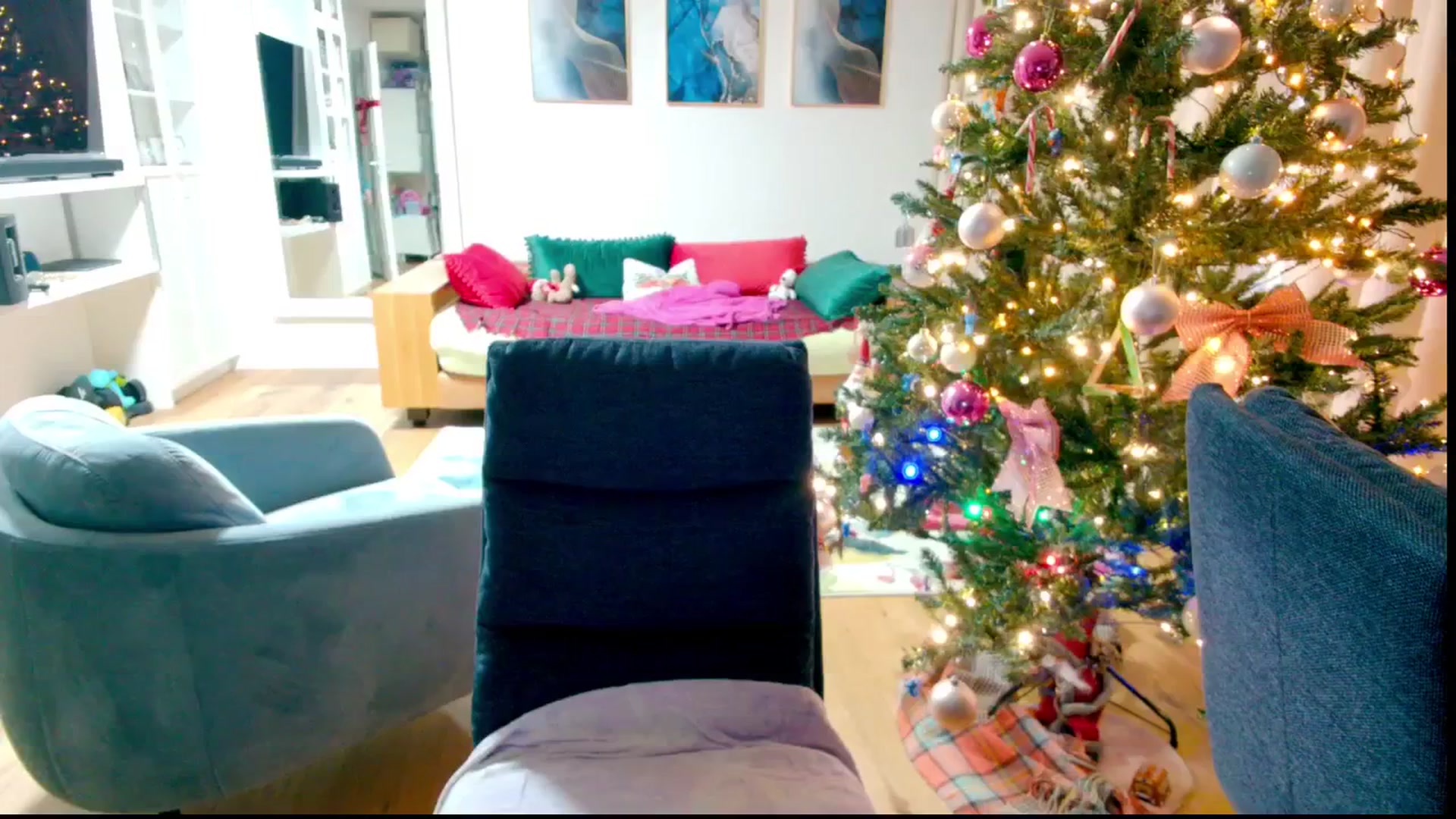 Gallery image thumbnail from MySoFtyGuNS's myfreecams stream on, 12/28/2025, 07:54 image 12 of 20