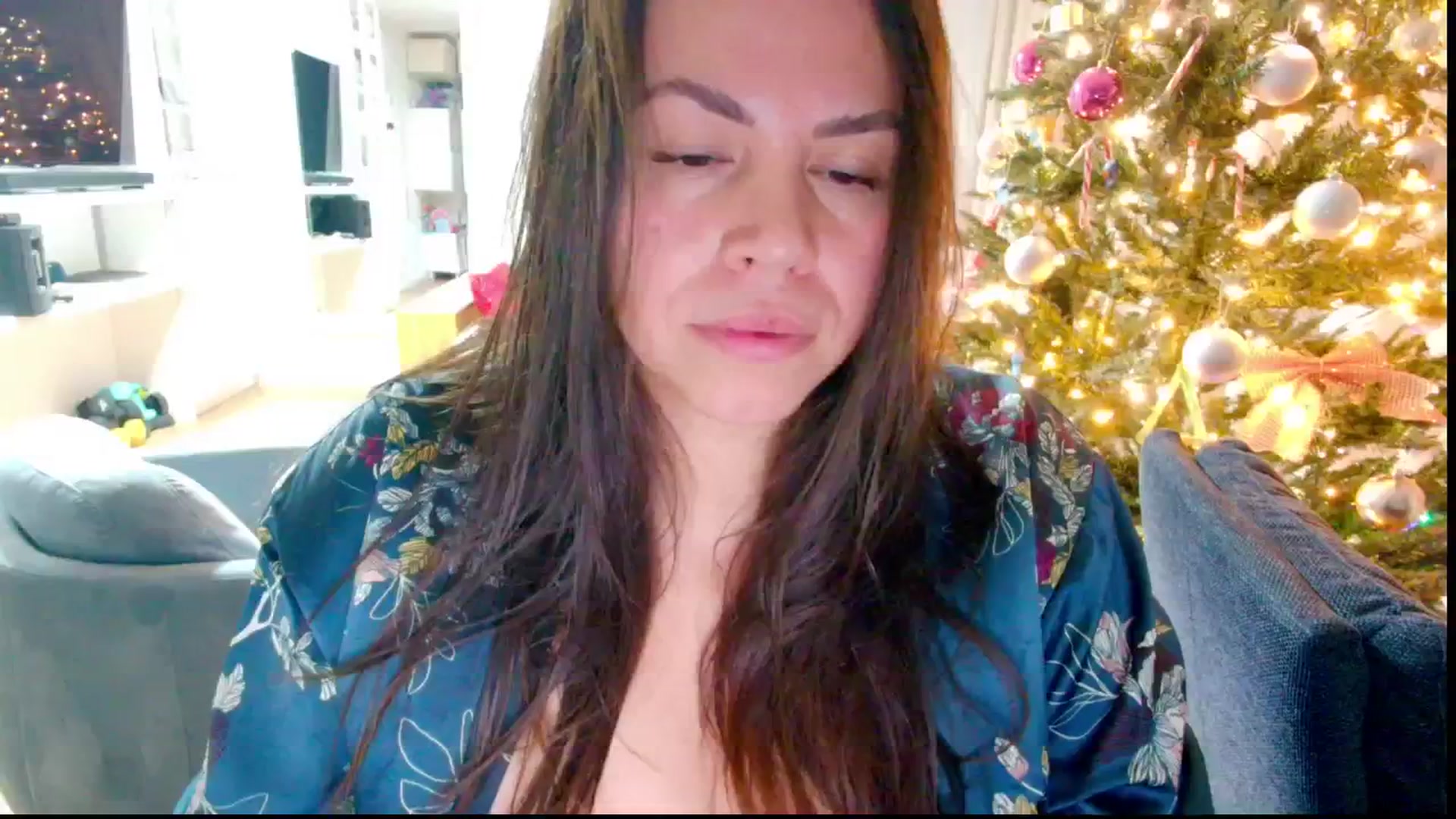 Gallery image thumbnail from MySoFtyGuNS's myfreecams stream on, 12/28/2025, 07:54 image 6 of 20