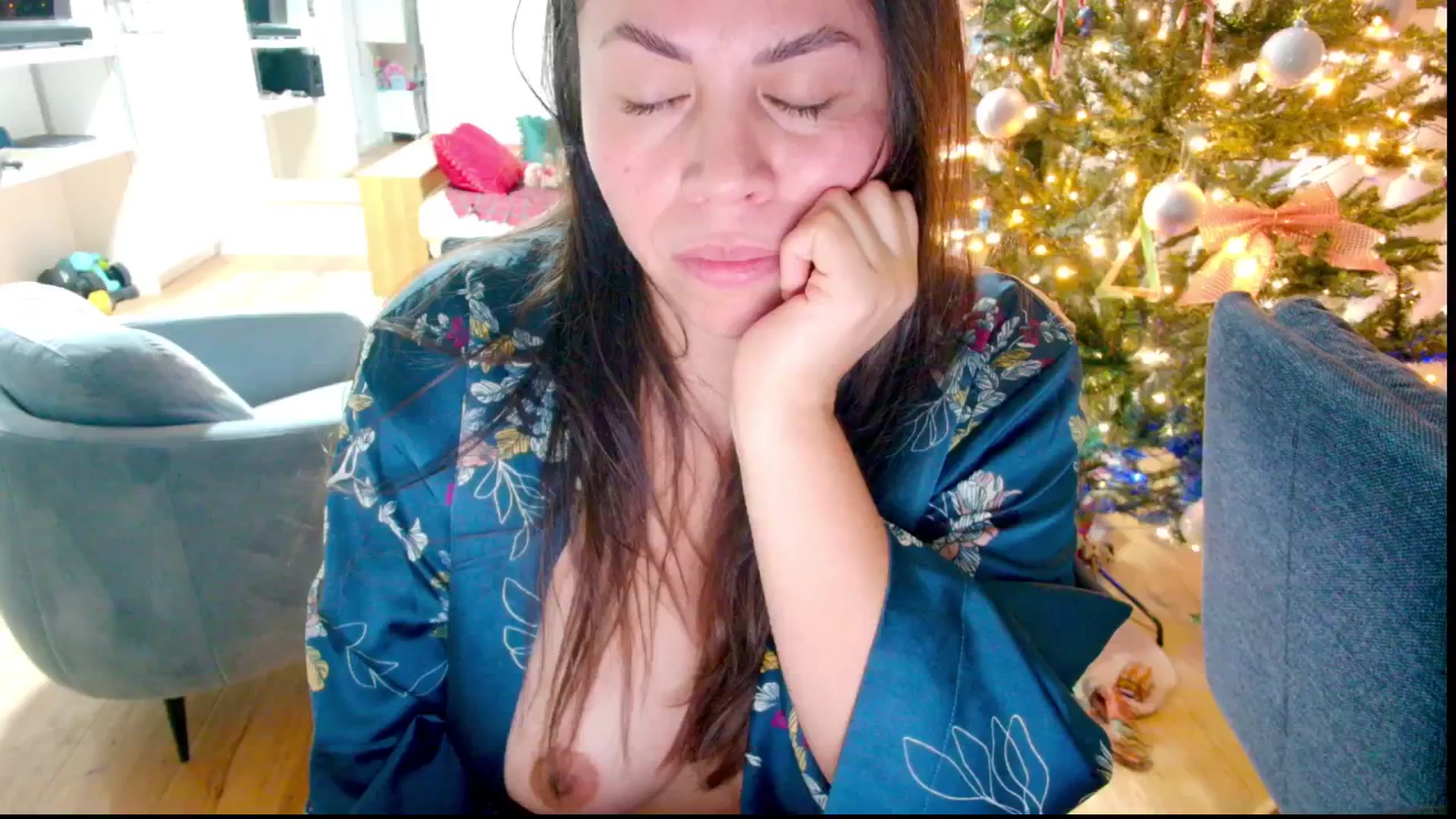 Gallery image thumbnail from MySoFtyGuNS's myfreecams stream on, 12/28/2025, 07:54 image 10 of 20