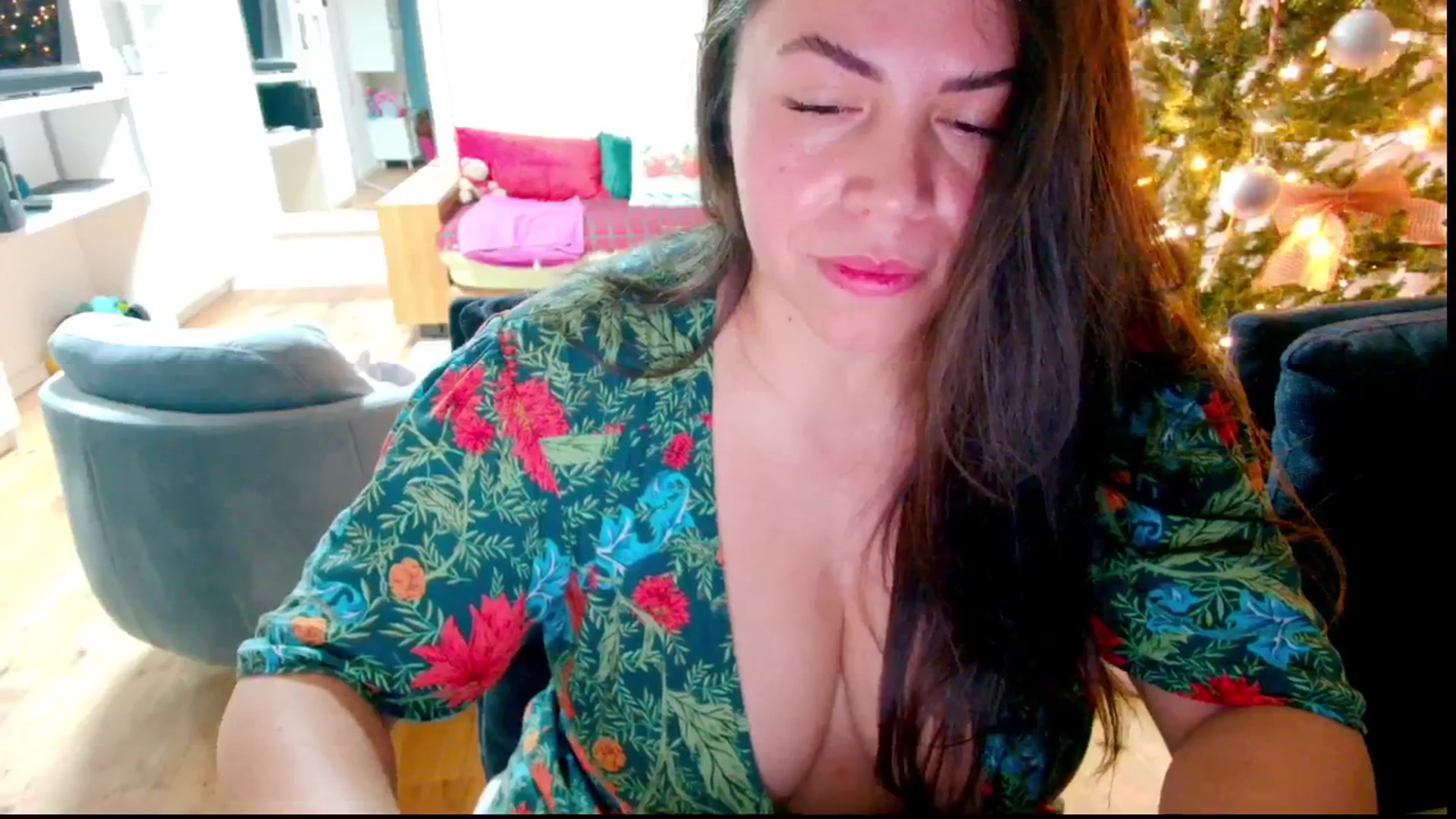 Gallery image thumbnail from MySoFtyGuNS's myfreecams stream on, 12/29/2025, 06:12 image 11 of 20