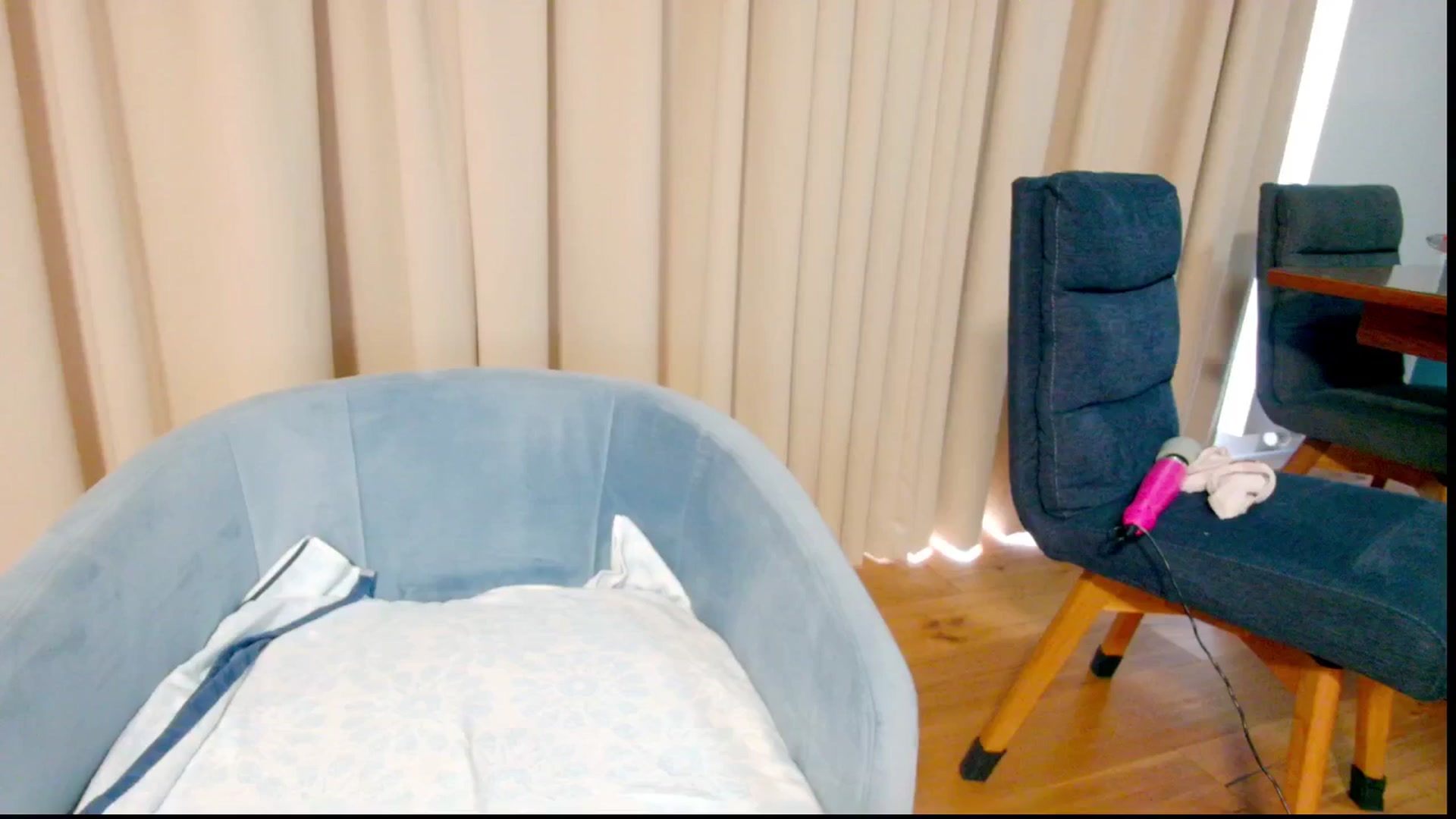 Gallery image thumbnail from MySoFtyGuNS's myfreecams stream on, 02/10/2026, 10:40 image 5 of 20