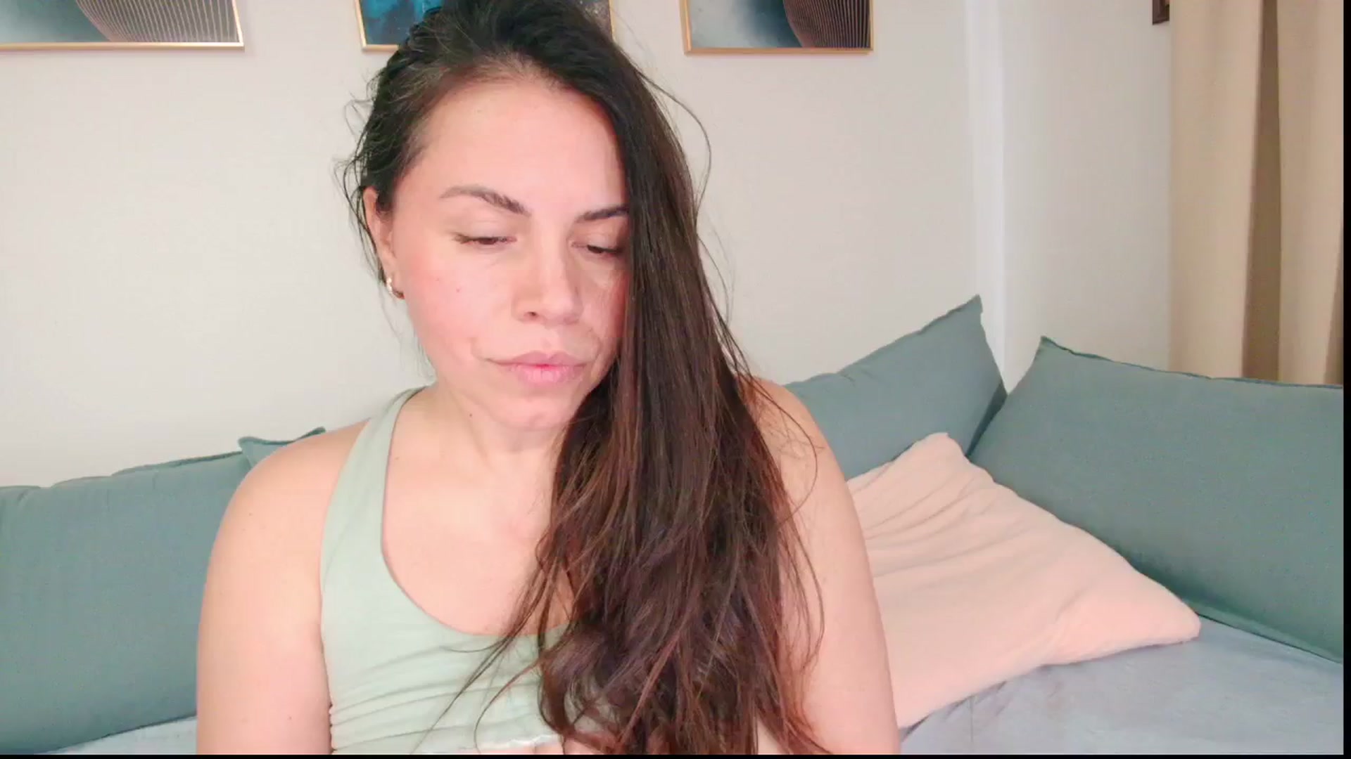 Gallery image thumbnail from MySoFtyGuNS's myfreecams stream on, 04/14/2026, 08:37 image 14 of 20