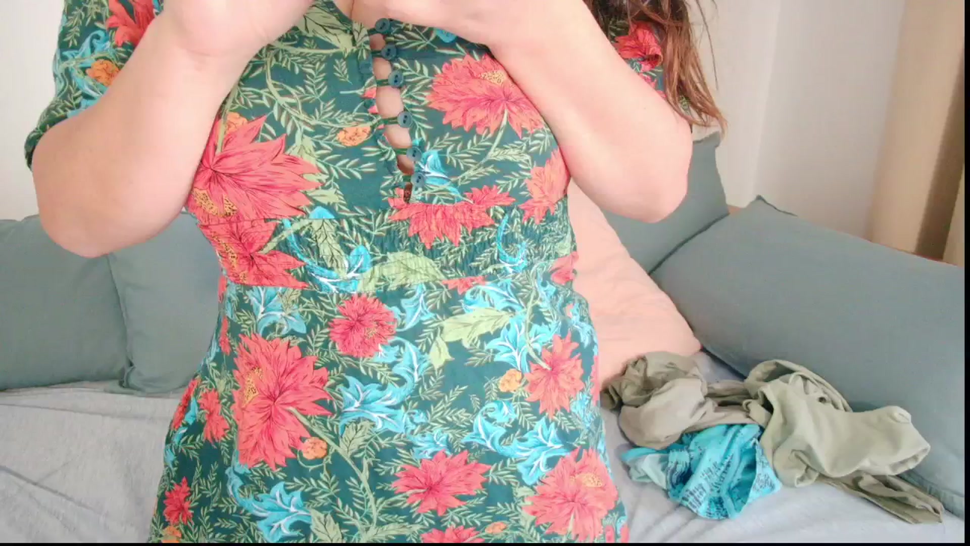Gallery image thumbnail from MySoFtyGuNS's myfreecams stream on, 04/14/2026, 10:10 image 15 of 20