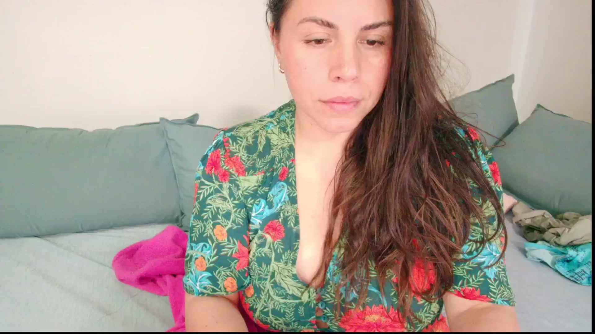 Gallery image thumbnail from MySoFtyGuNS's myfreecams stream on, 04/14/2026, 10:10 image 3 of 20