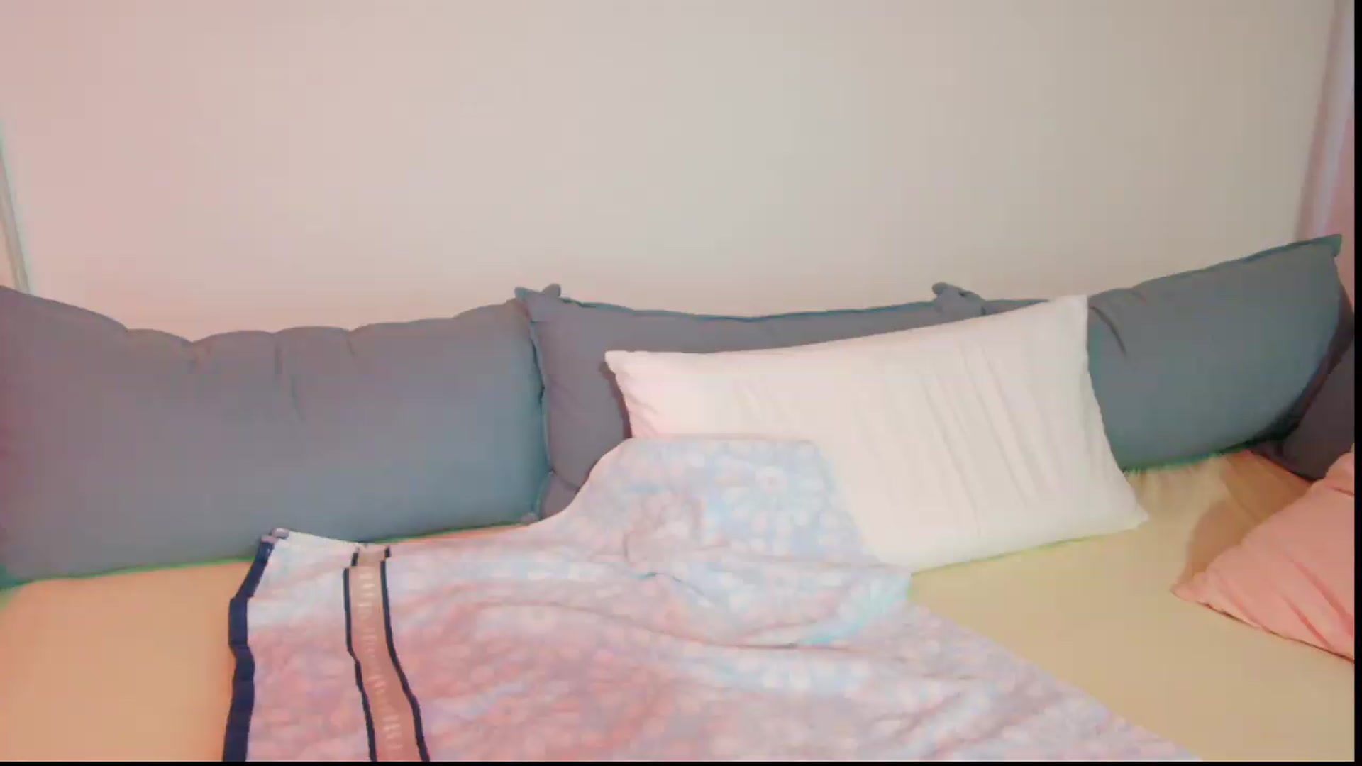 Gallery image thumbnail from MySoFtyGuNS's myfreecams stream on, 05/15/2026, 05:57 image 13 of 20