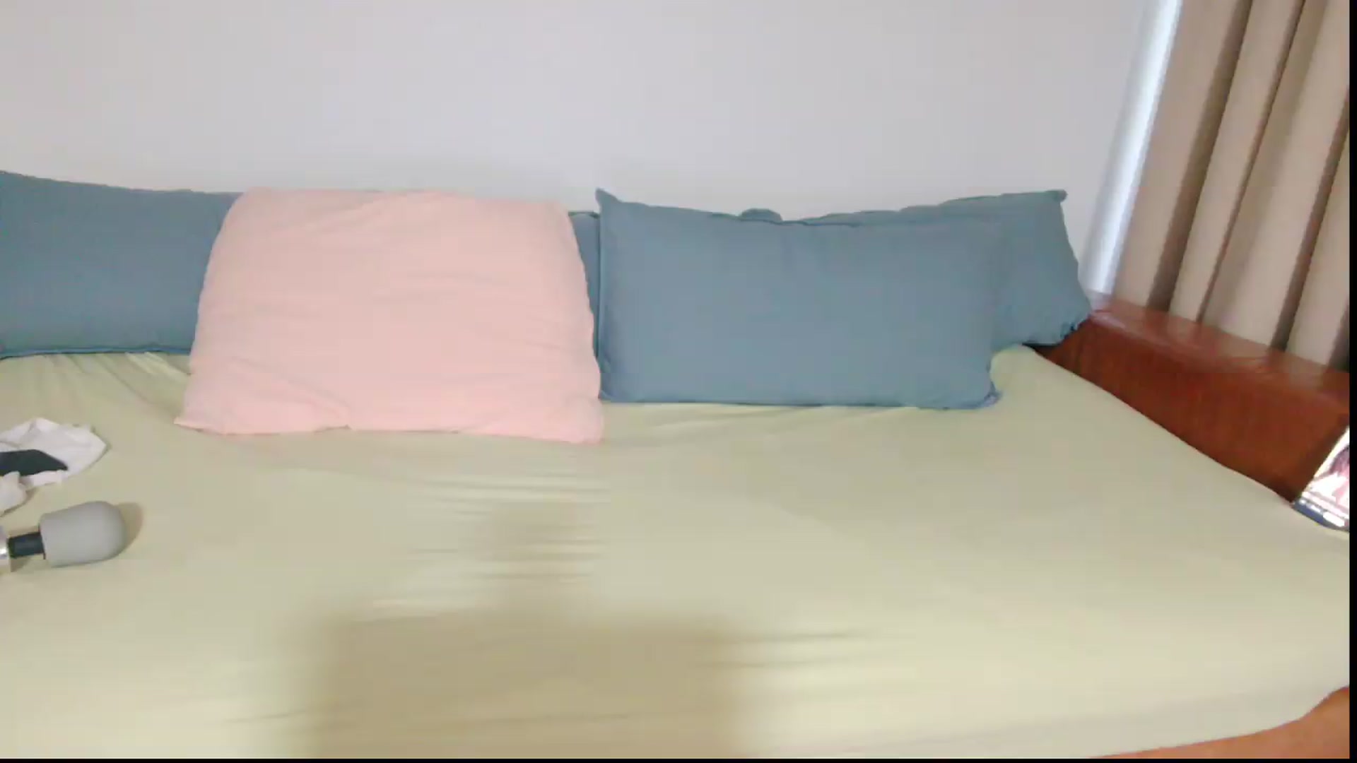 Gallery image thumbnail from MySoFtyGuNS's myfreecams stream on, 06/16/2026, 07:26 image 17 of 20