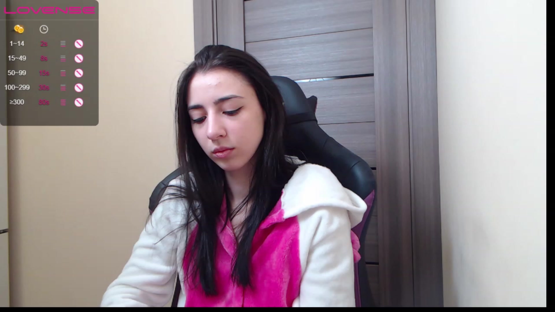 Gallery image thumbnail from My_Blackberry's myfreecams stream on, 12/18/2022, 16:01 image 20 of 20