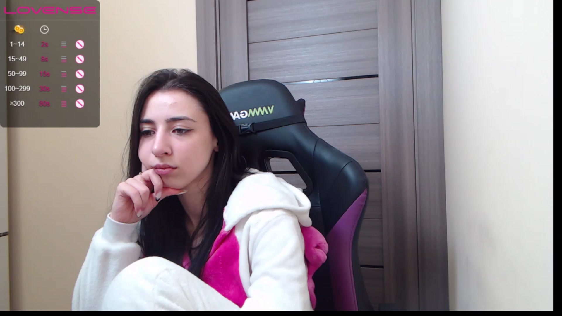 Gallery image thumbnail from My_Blackberry's myfreecams stream on, 12/18/2022, 16:01 image 15 of 20