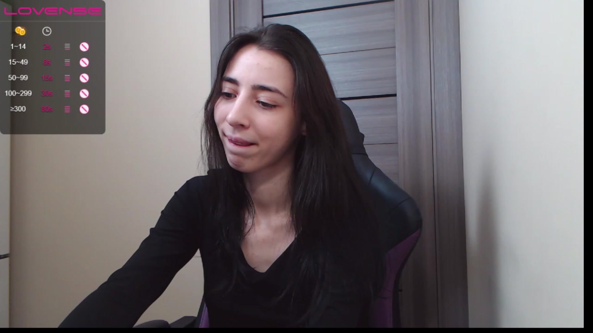 Gallery image thumbnail from My_Blackberry's myfreecams stream on, 12/23/2022, 15:39 image 7 of 20