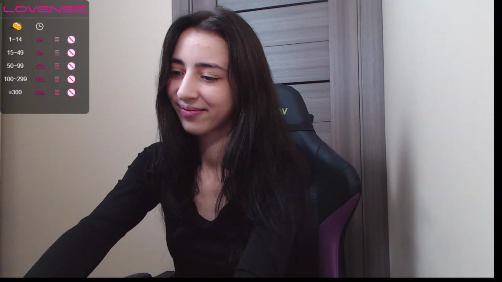 Gallery image thumbnail from My_Blackberry's myfreecams stream on, 12/23/2022, 15:59 image 6 of 20