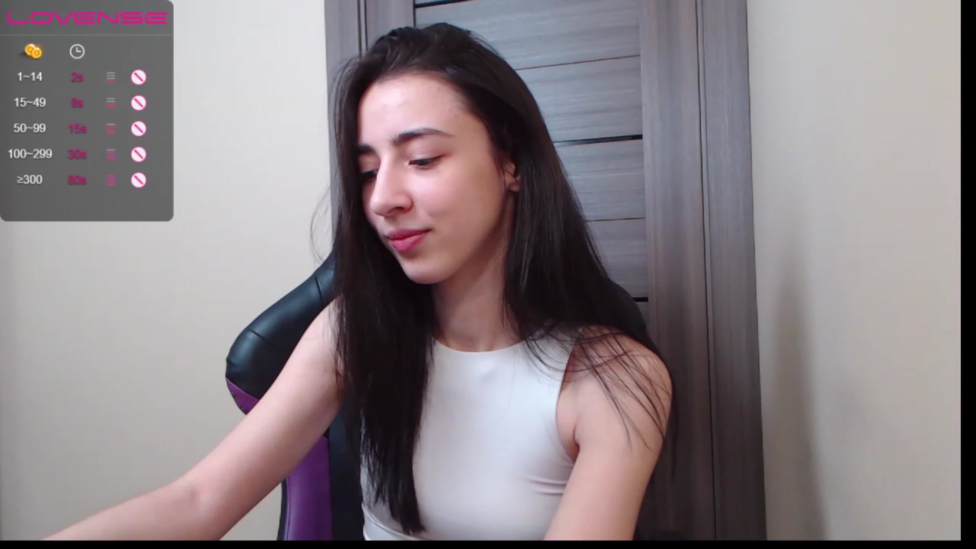 Gallery image thumbnail from My_Blackberry's myfreecams stream on, 12/26/2022, 20:16 image 5 of 20
