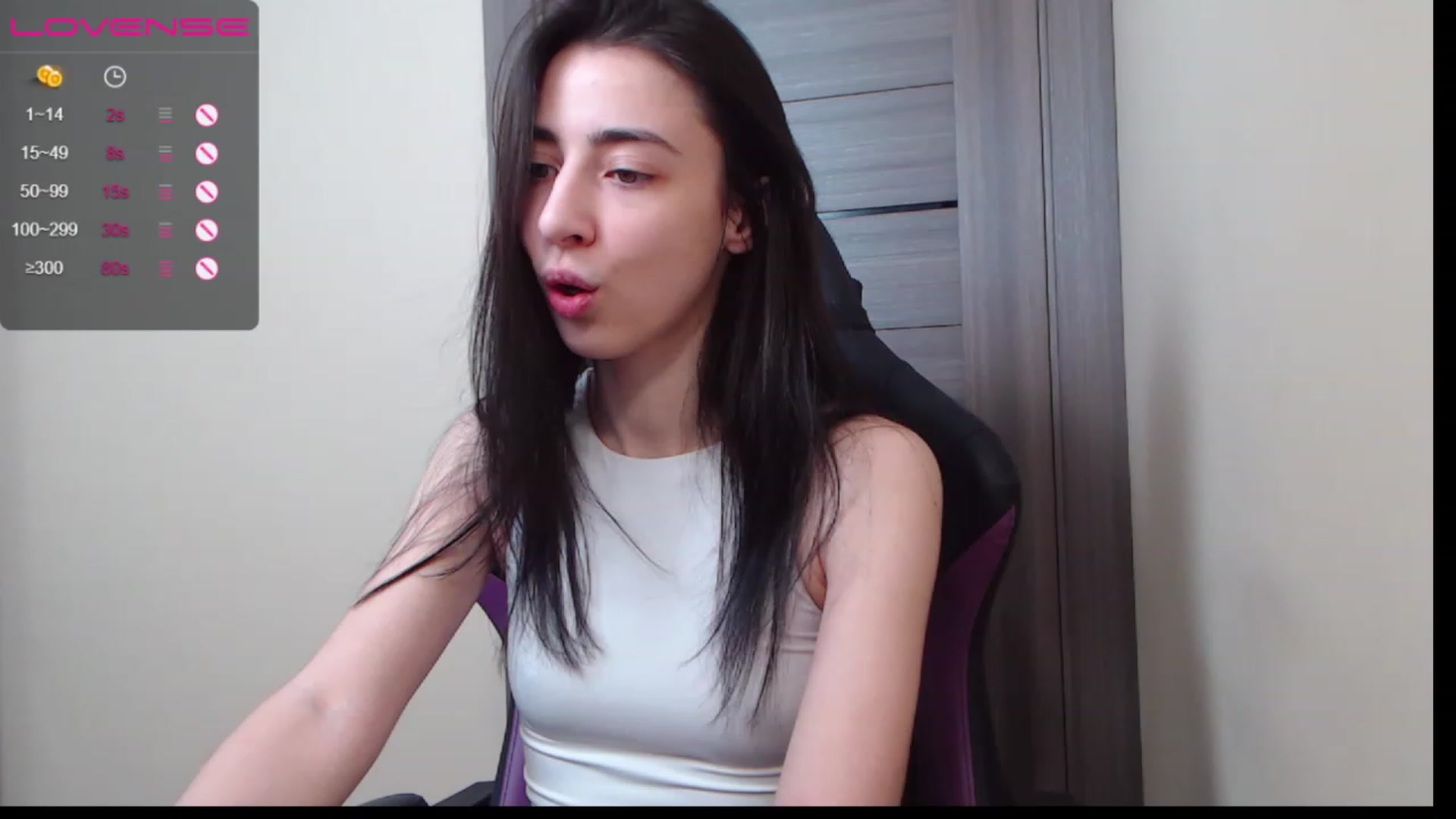 Gallery image thumbnail from My_Blackberry's myfreecams stream on, 12/26/2022, 20:16 image 20 of 20