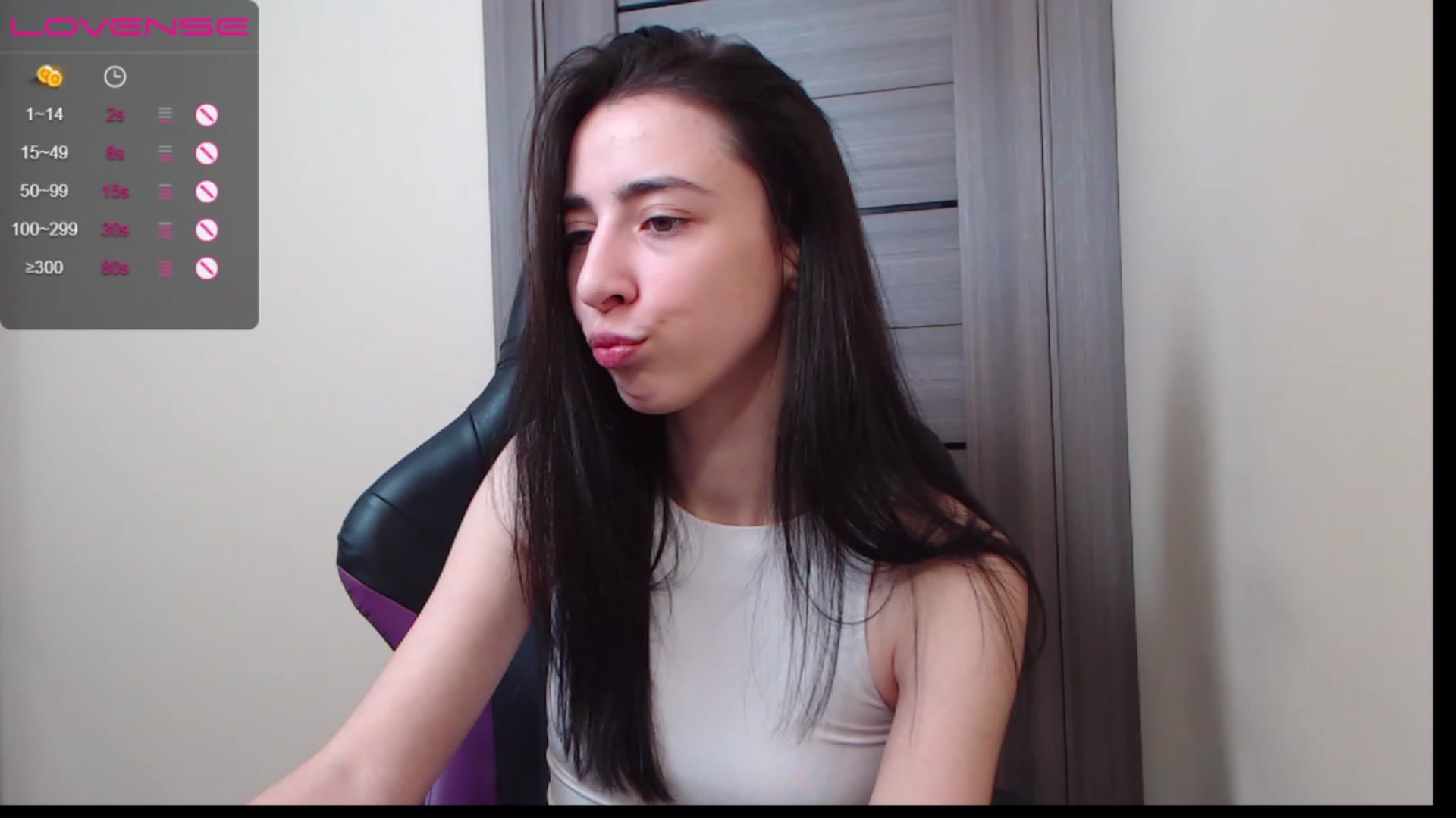 Gallery image thumbnail from My_Blackberry's myfreecams stream on, 12/26/2022, 20:16 image 14 of 20