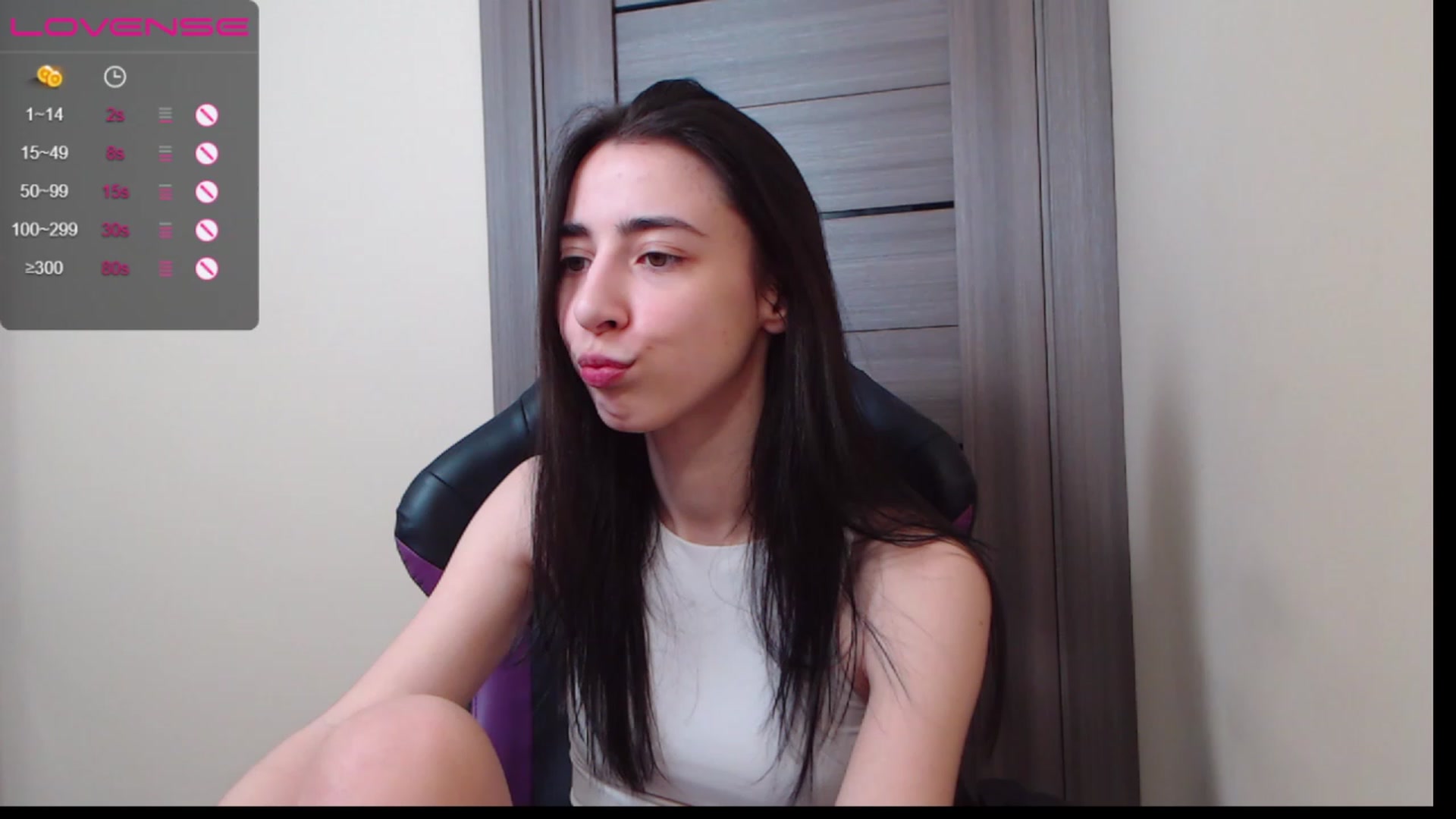 Gallery image thumbnail from My_Blackberry's myfreecams stream on, 12/26/2022, 20:55 image 14 of 20