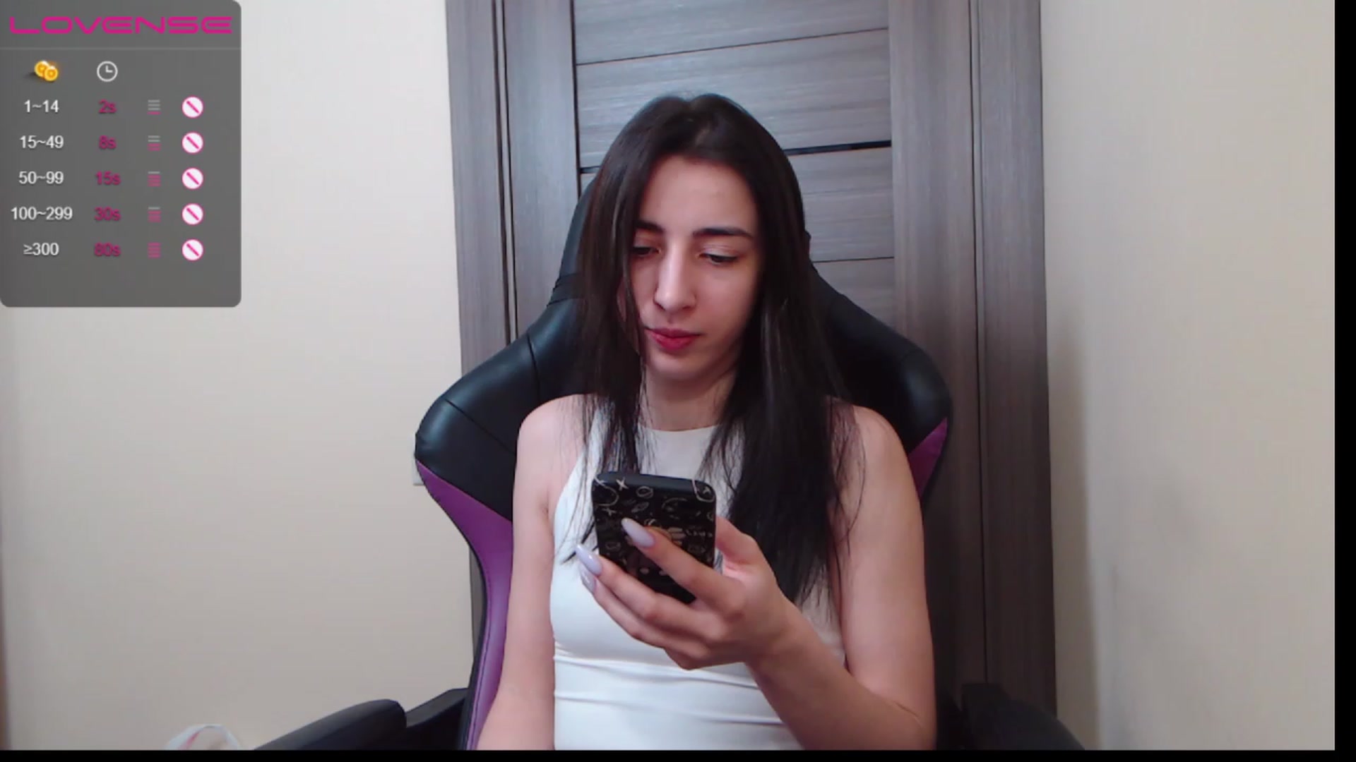 Gallery image thumbnail from My_Blackberry's myfreecams stream on, 12/26/2022, 21:56 image 1 of 20