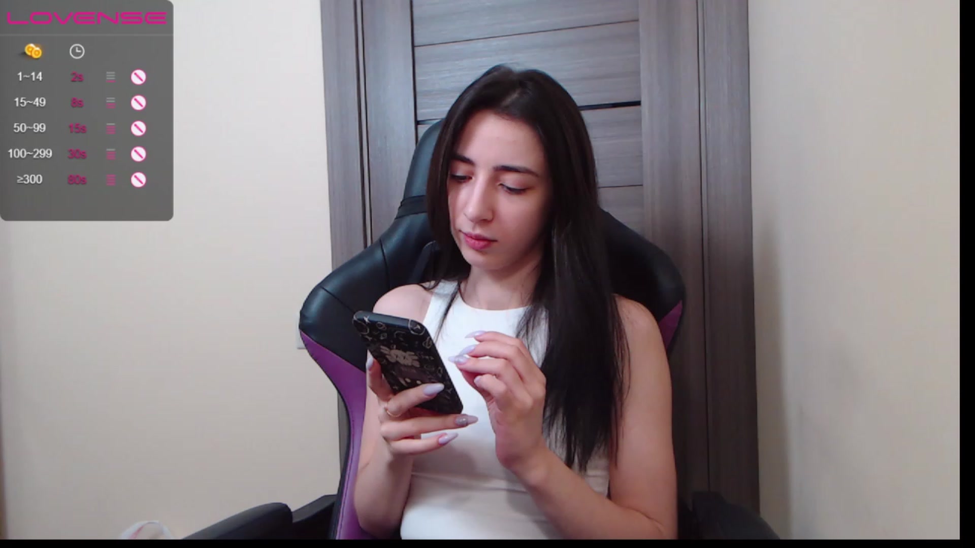 Gallery image thumbnail from My_Blackberry's myfreecams stream on, 12/26/2022, 21:56 image 4 of 20