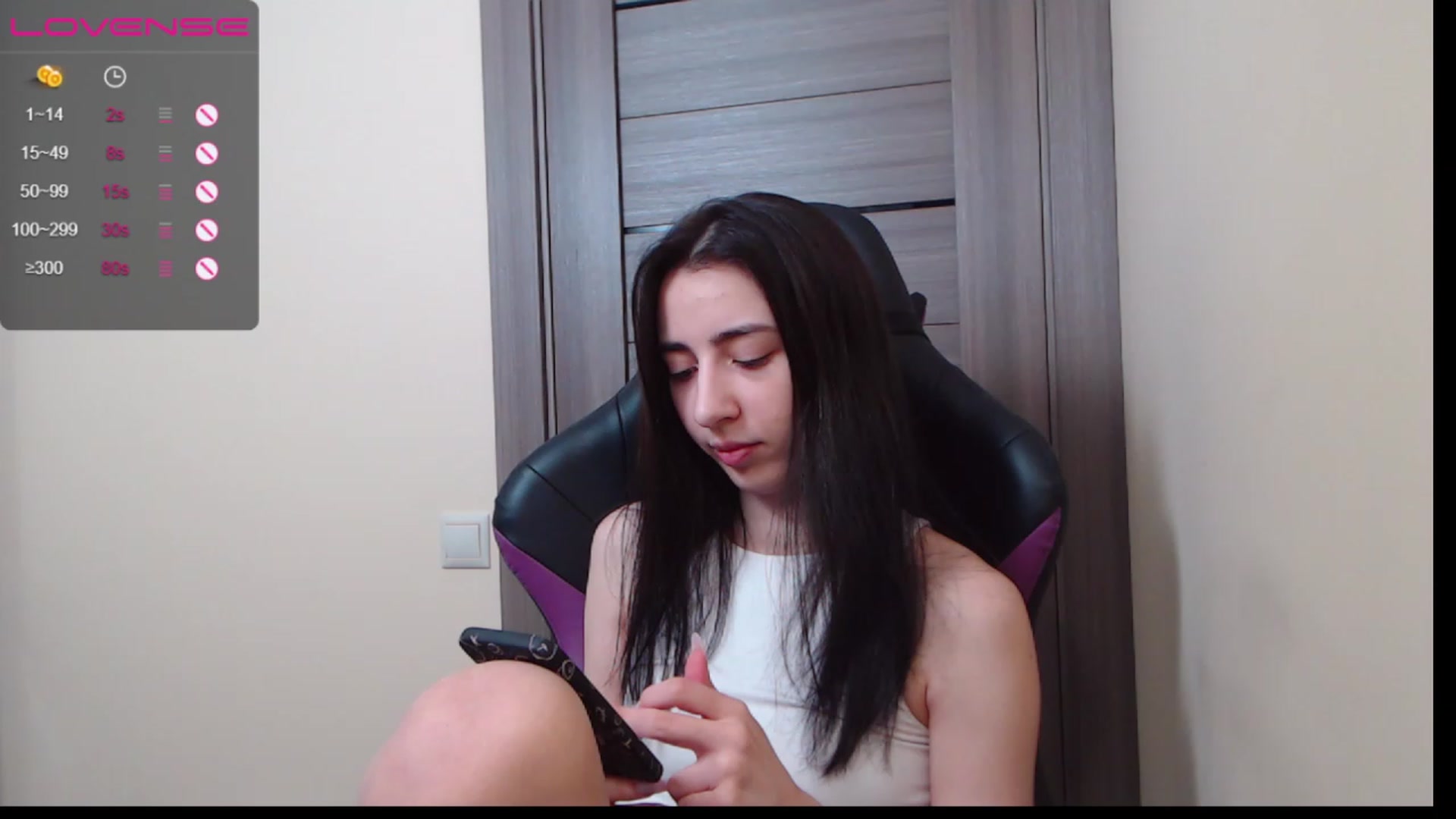 Gallery image thumbnail from My_Blackberry's myfreecams stream on, 12/26/2022, 21:56 image 14 of 20