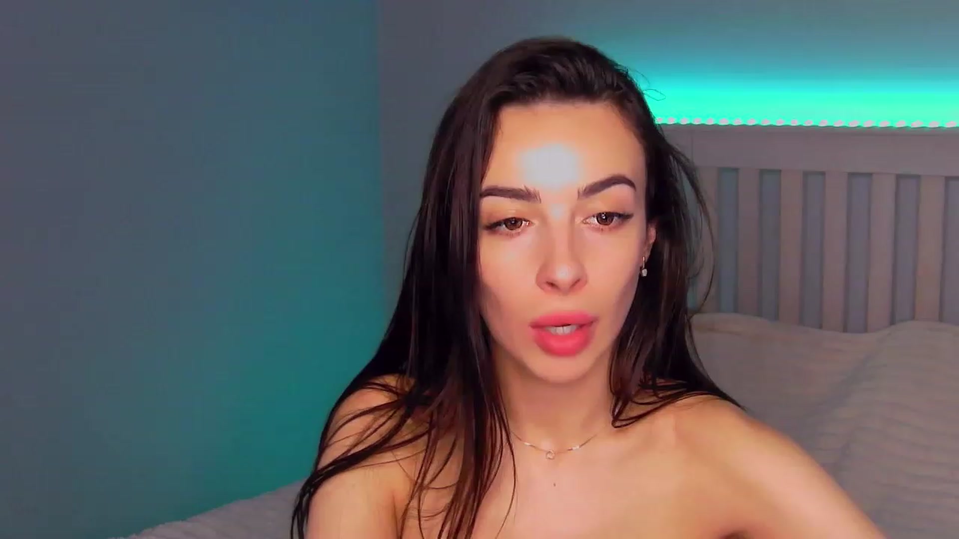 Gallery image thumbnail from My_Brunett's myfreecams stream on, 01/04/2023, 13:35 image 14 of 20