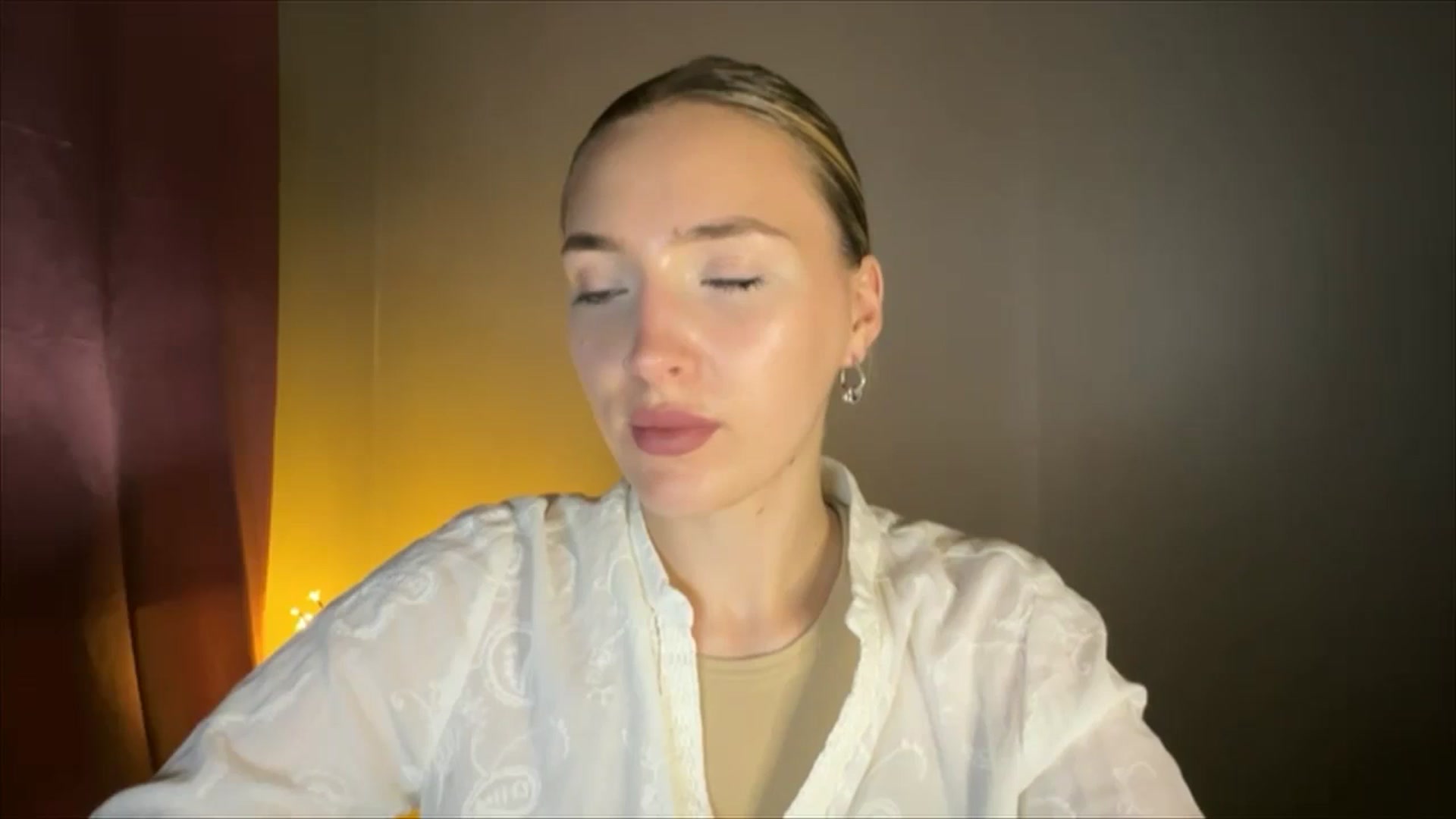 Gallery image thumbnail from My_Diana's myfreecams stream on, 08/21/2024, 19:36 image 9 of 20