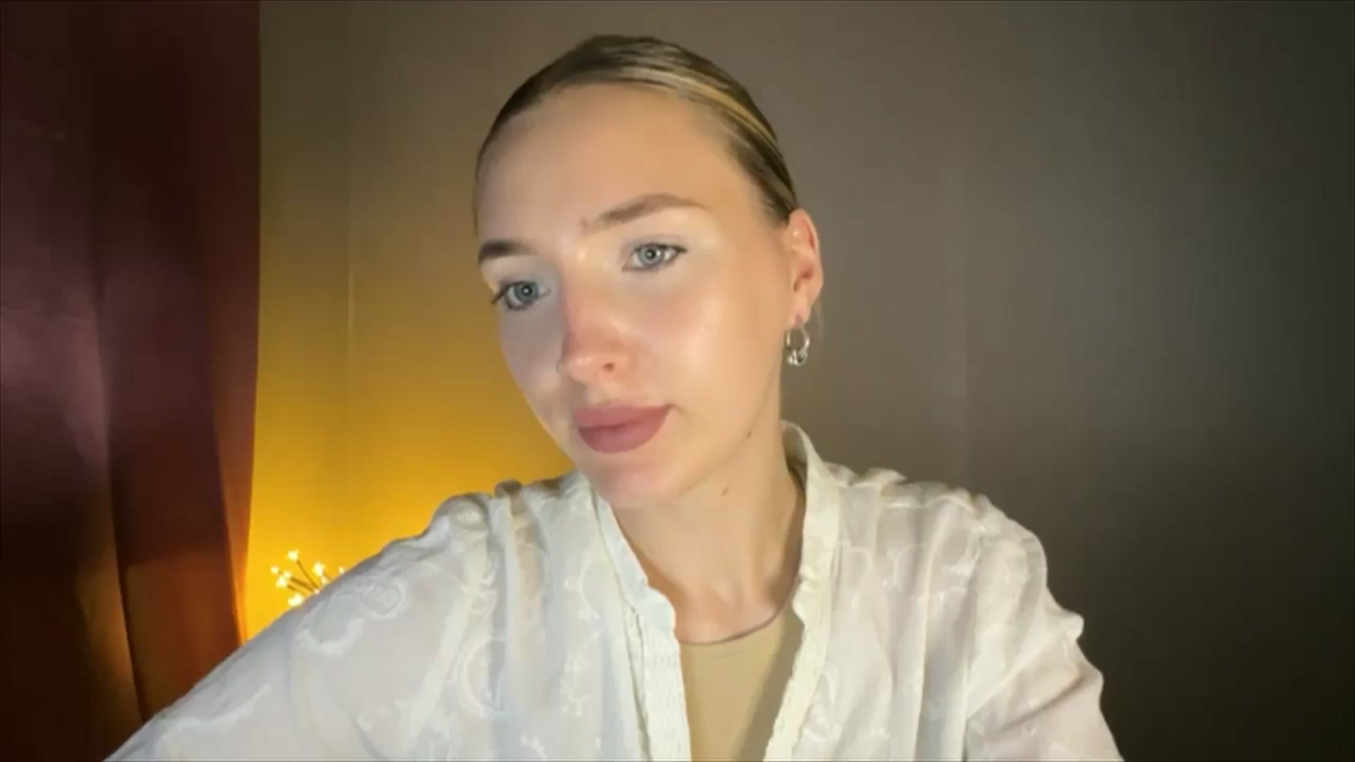 Gallery image thumbnail from My_Diana's myfreecams stream on, 08/21/2024, 19:36 image 12 of 20
