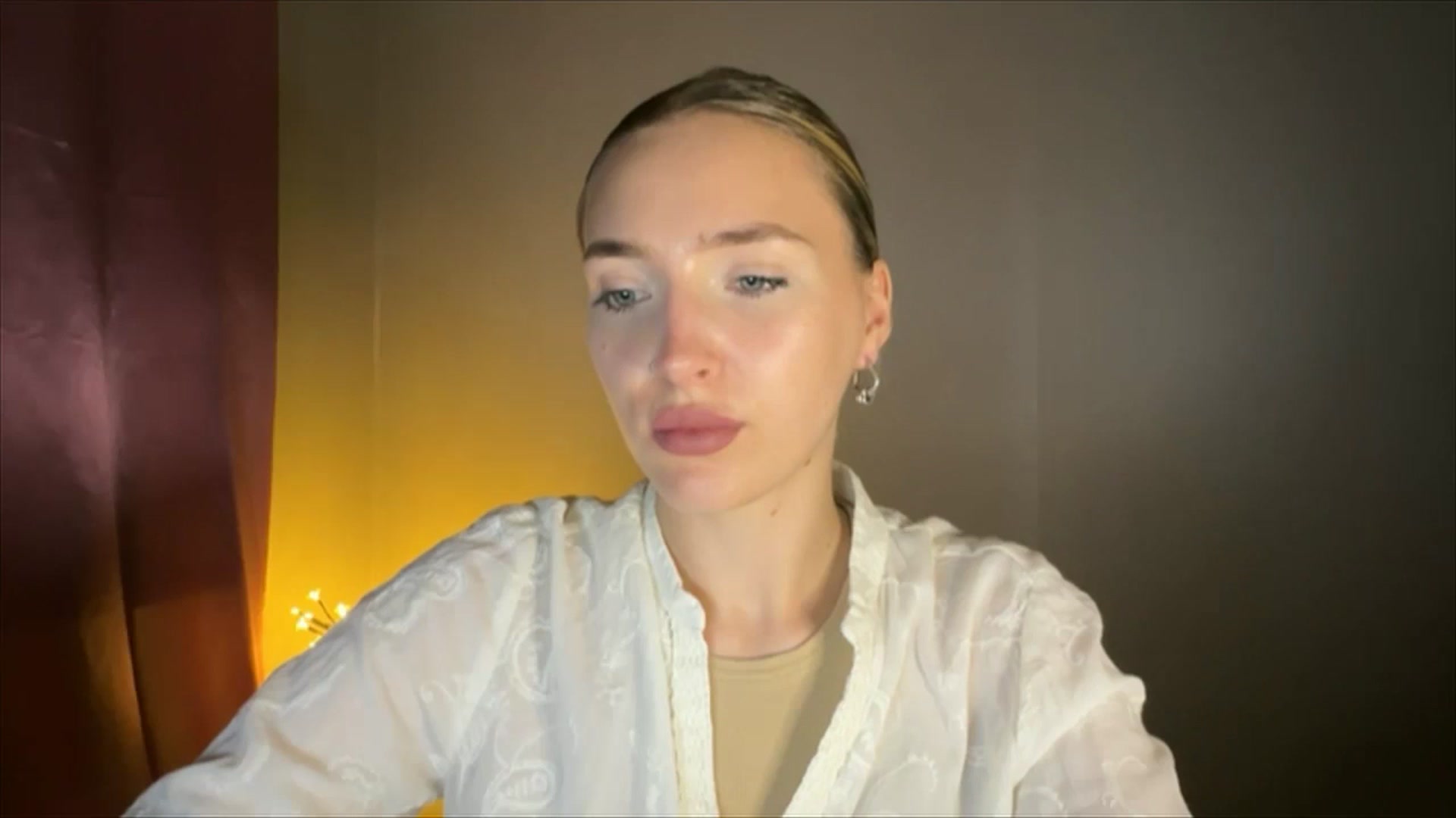 Gallery image thumbnail from My_Diana's myfreecams stream on, 08/21/2024, 19:36 image 10 of 20