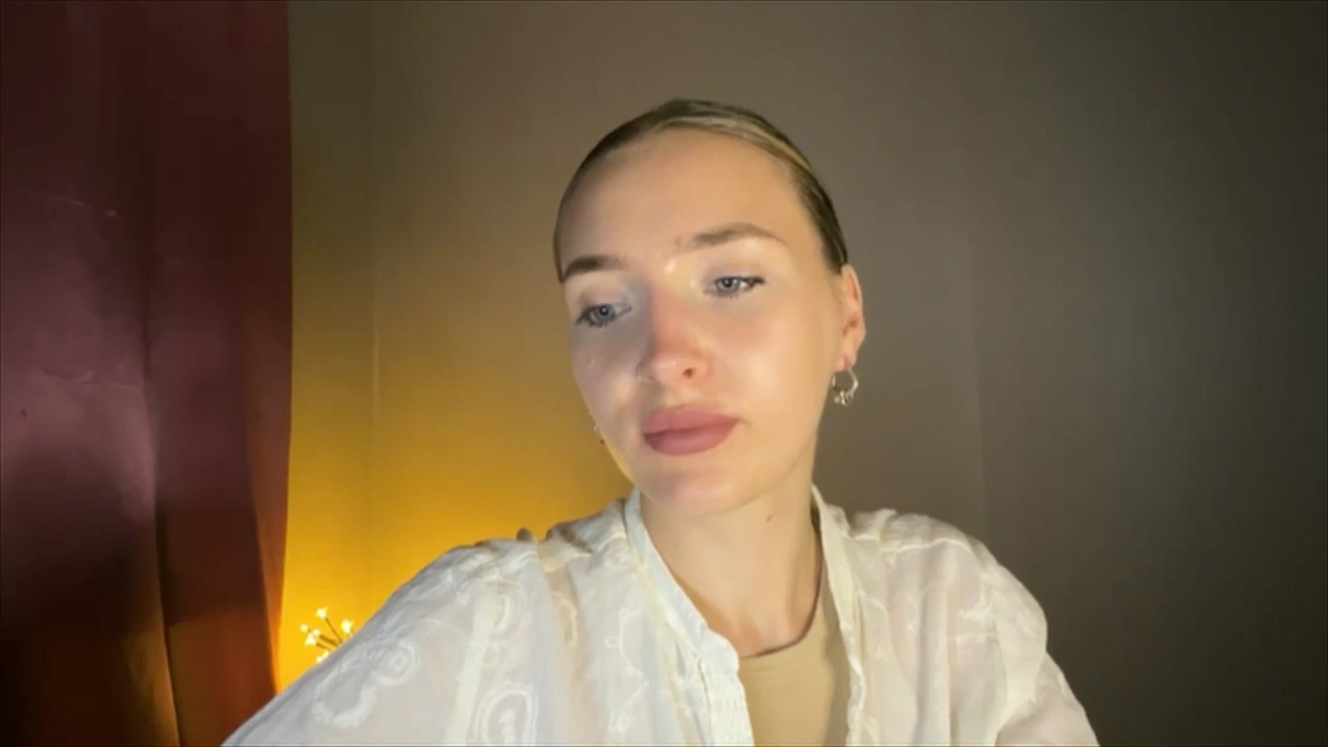 Gallery image thumbnail from My_Diana's myfreecams stream on, 08/21/2024, 22:31 image 6 of 20