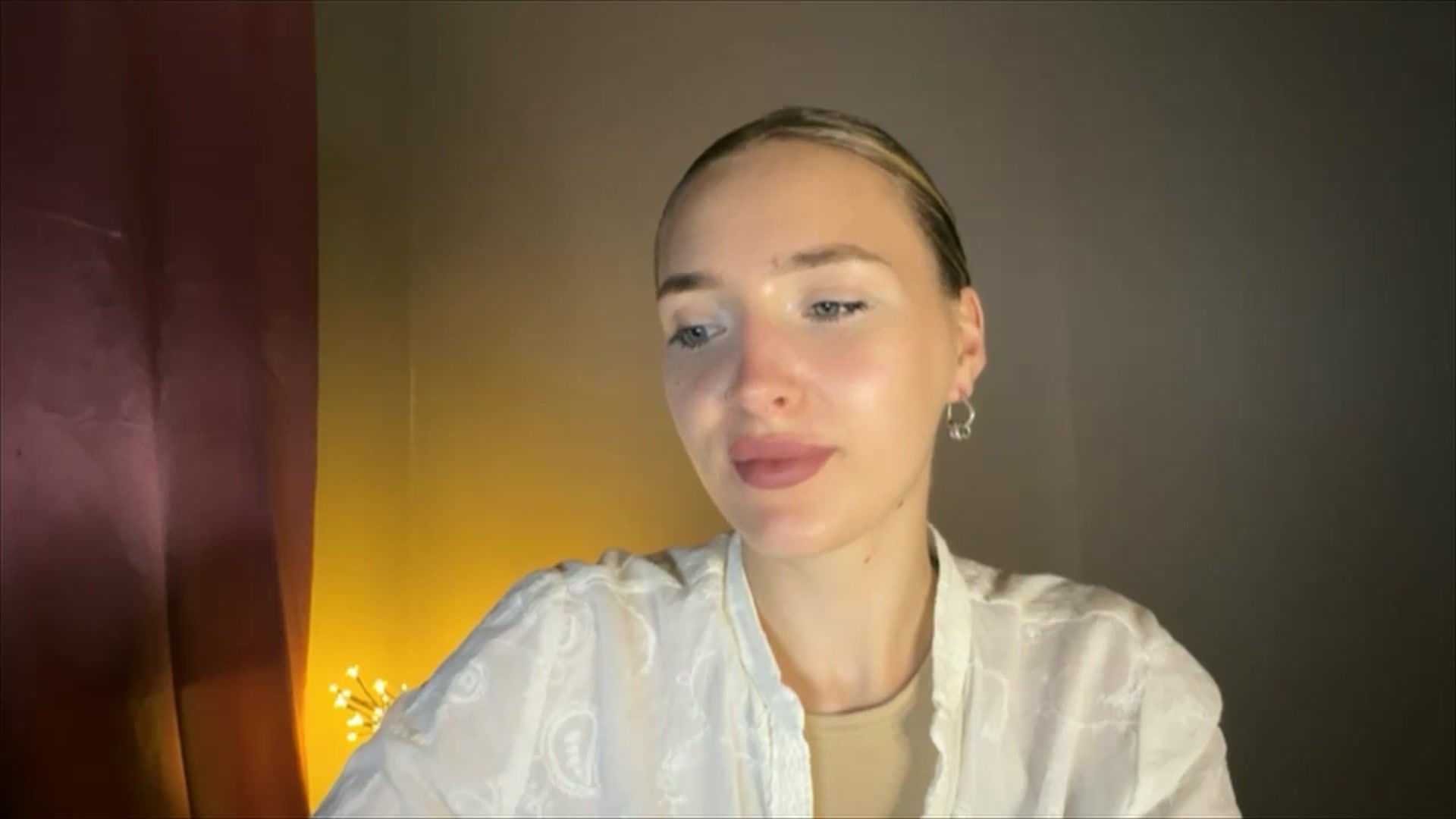 Gallery image thumbnail from My_Diana's myfreecams stream on, 08/21/2024, 22:31 image 7 of 20