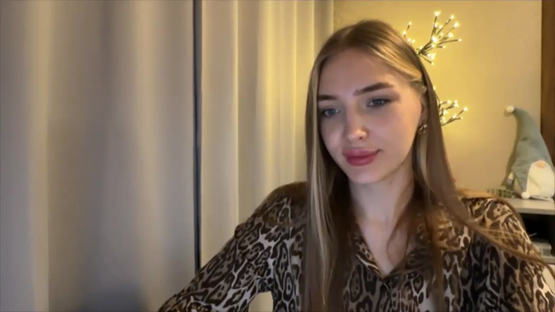 Gallery image thumbnail from My_Diana's myfreecams stream on, 08/24/2024, 19:33 image 8 of 20