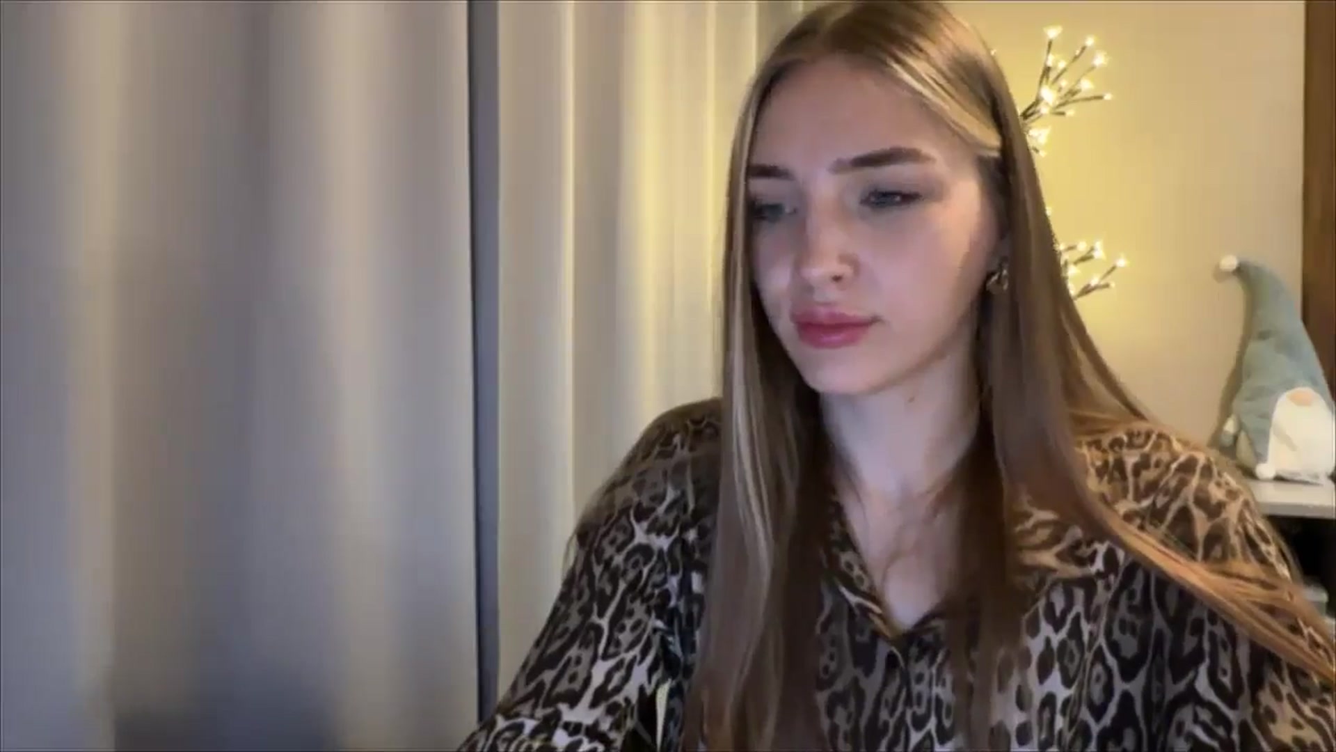 Gallery image thumbnail from My_Diana's myfreecams stream on, 08/24/2024, 19:33 image 17 of 20