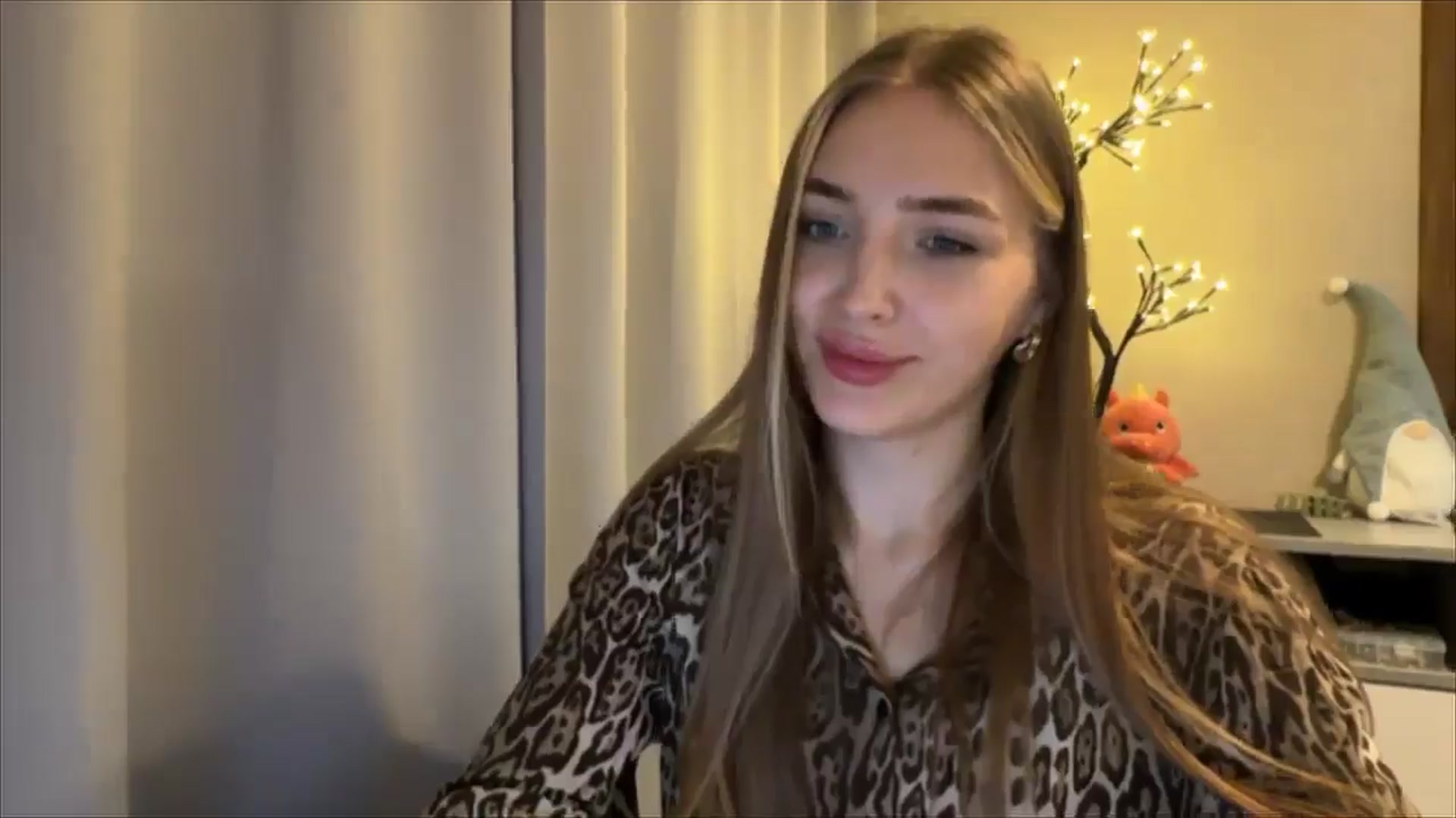 Gallery image thumbnail from My_Diana's myfreecams stream on, 08/24/2024, 19:33 image 13 of 20