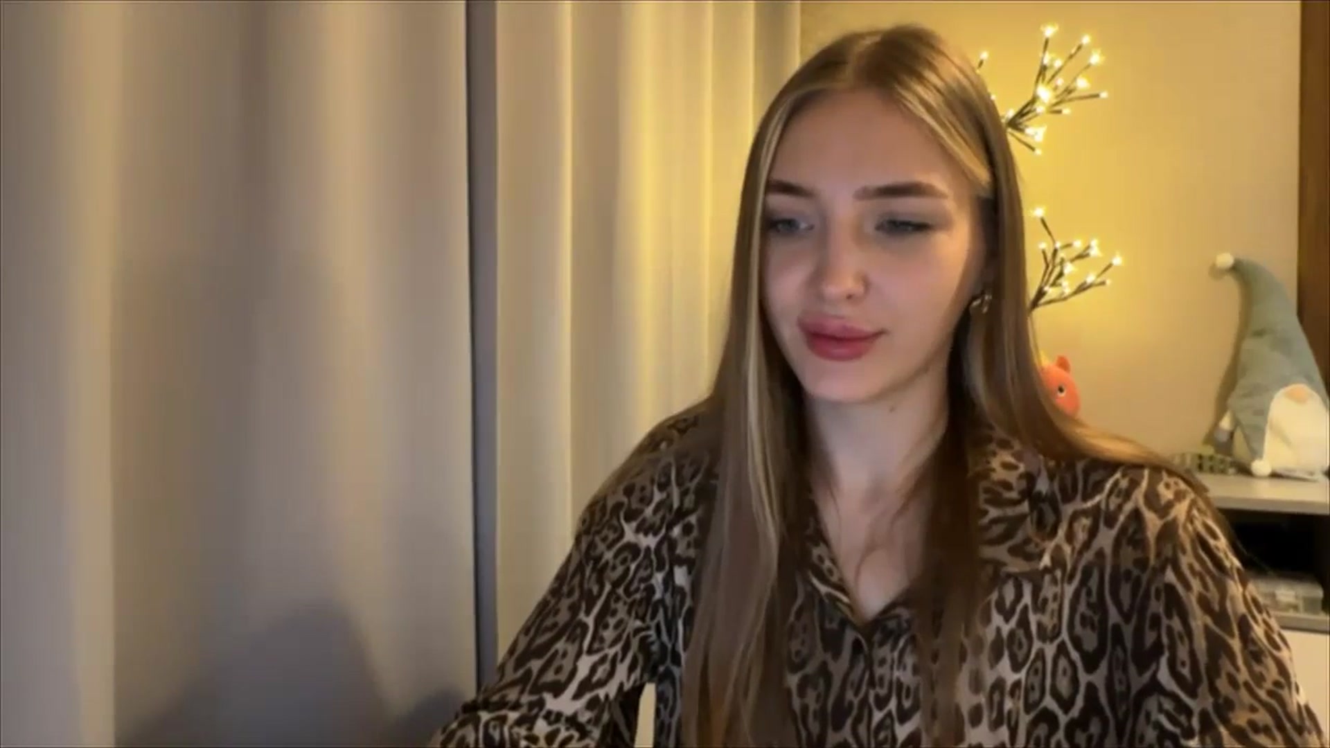Gallery image thumbnail from My_Diana's myfreecams stream on, 08/24/2024, 19:33 image 15 of 20