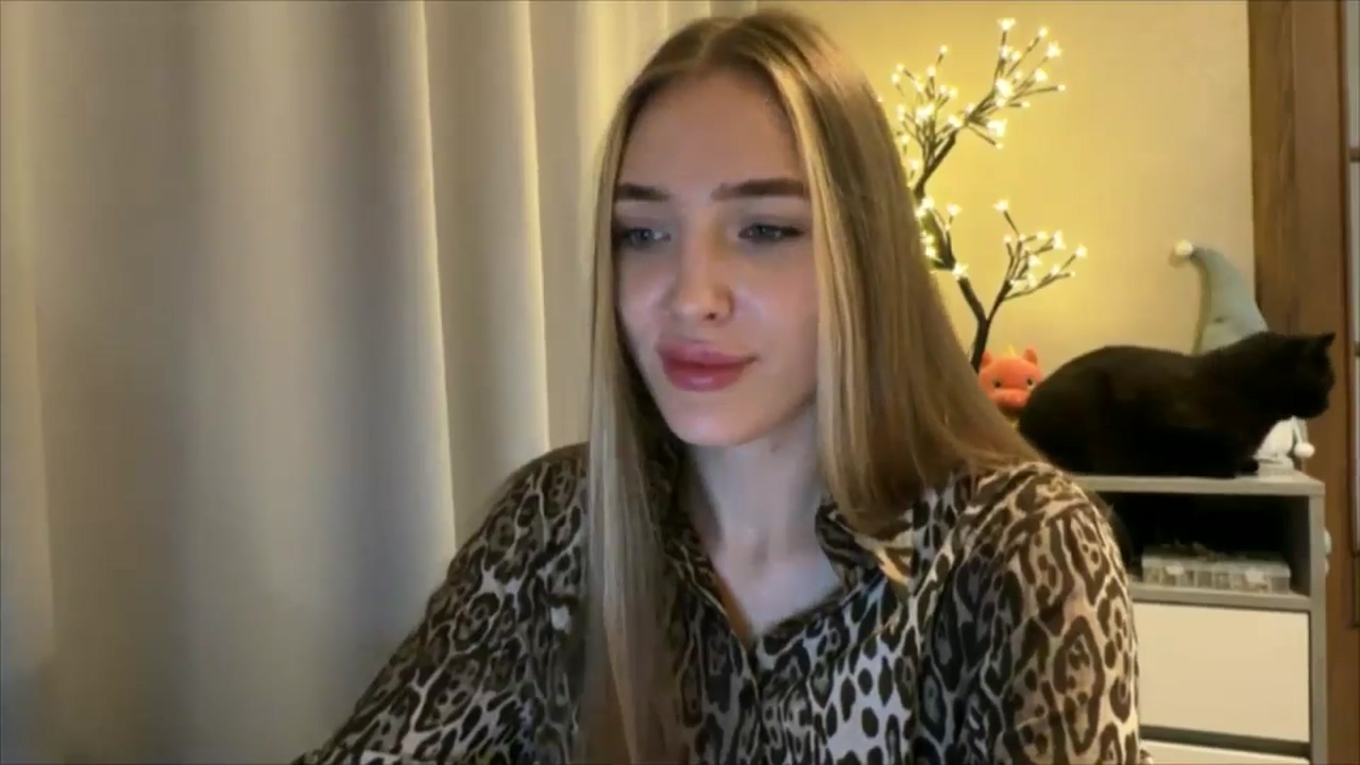 Gallery image thumbnail from My_Diana's myfreecams stream on, 08/24/2024, 20:41 image 3 of 20