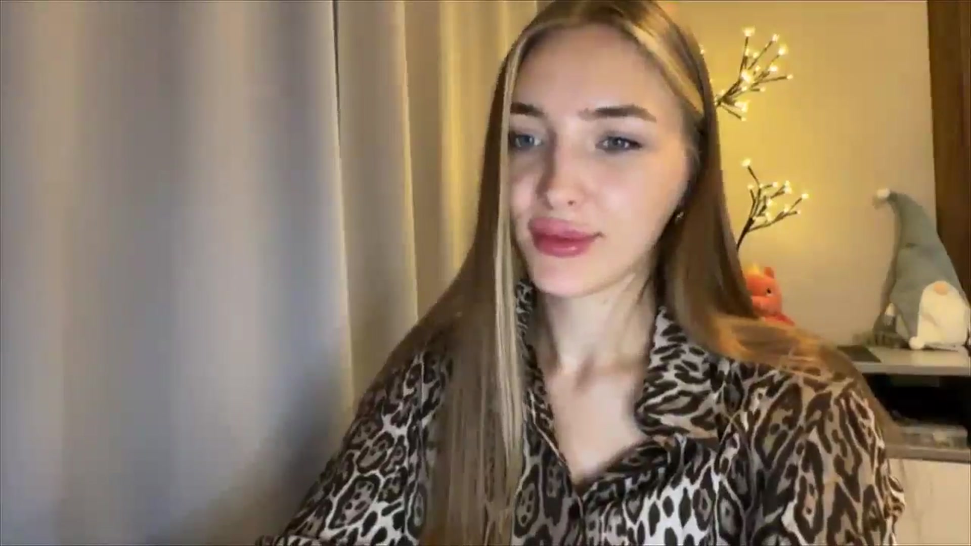 Gallery image thumbnail from My_Diana's myfreecams stream on, 08/24/2024, 21:12 image 12 of 20