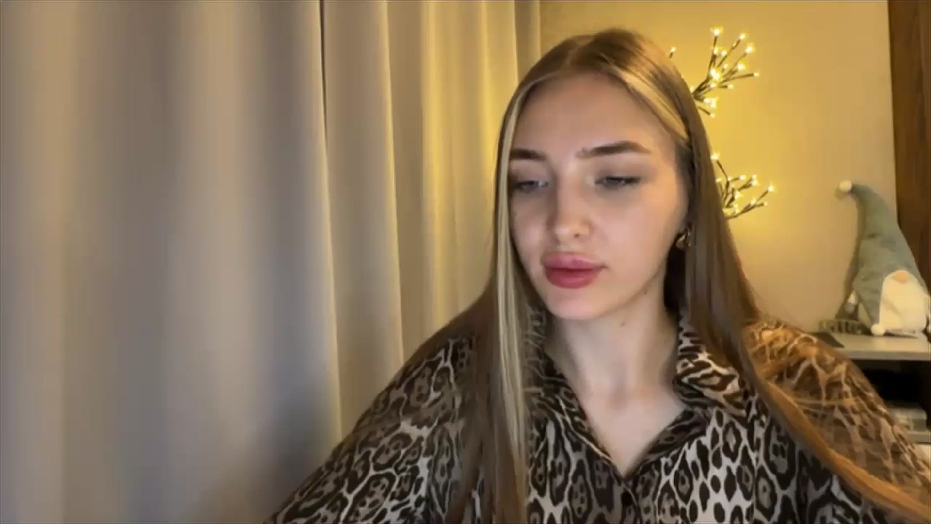 Gallery image thumbnail from My_Diana's myfreecams stream on, 08/24/2024, 21:12 image 17 of 20