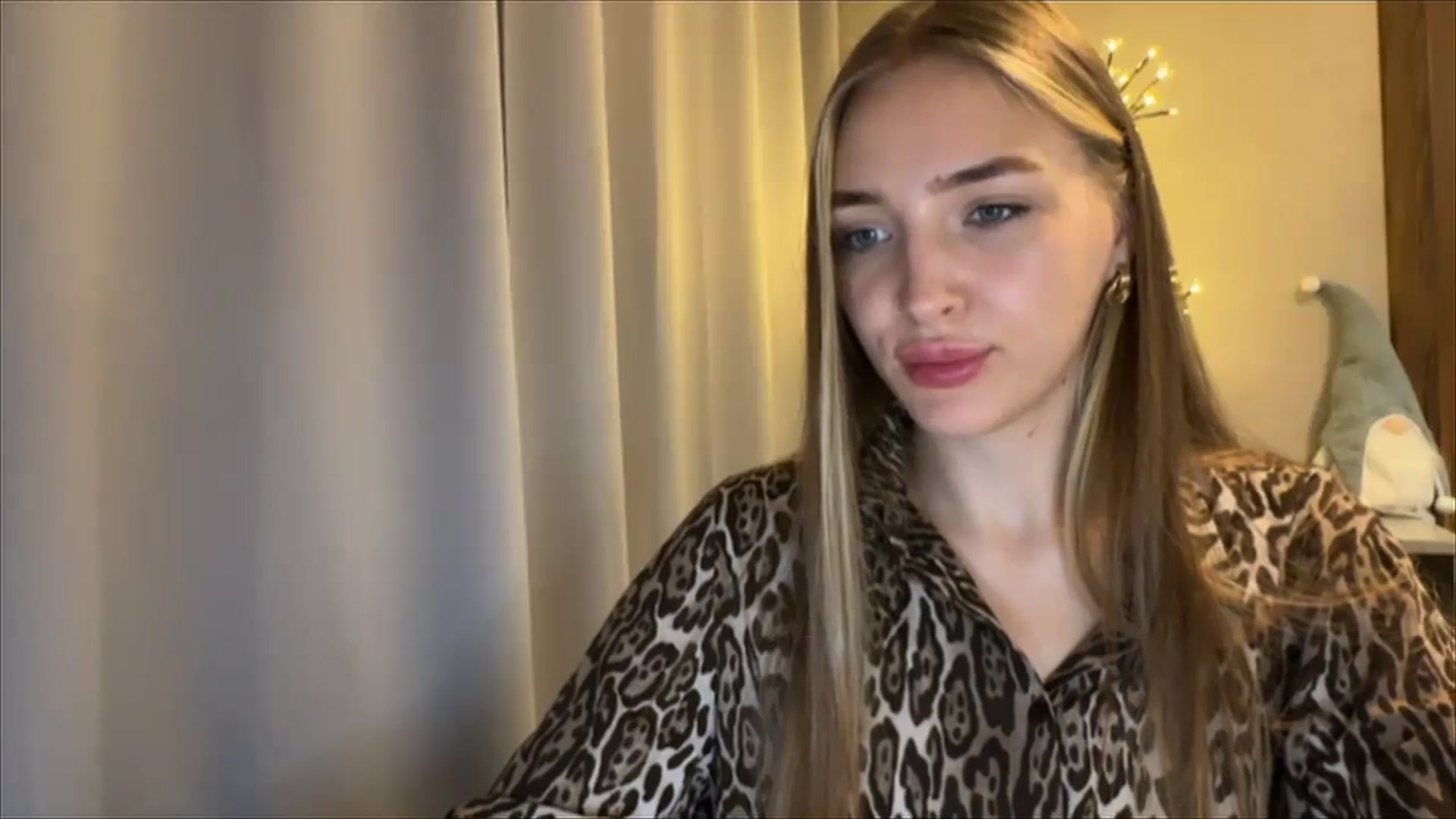 Gallery image thumbnail from My_Diana's myfreecams stream on, 08/24/2024, 21:12 image 18 of 20