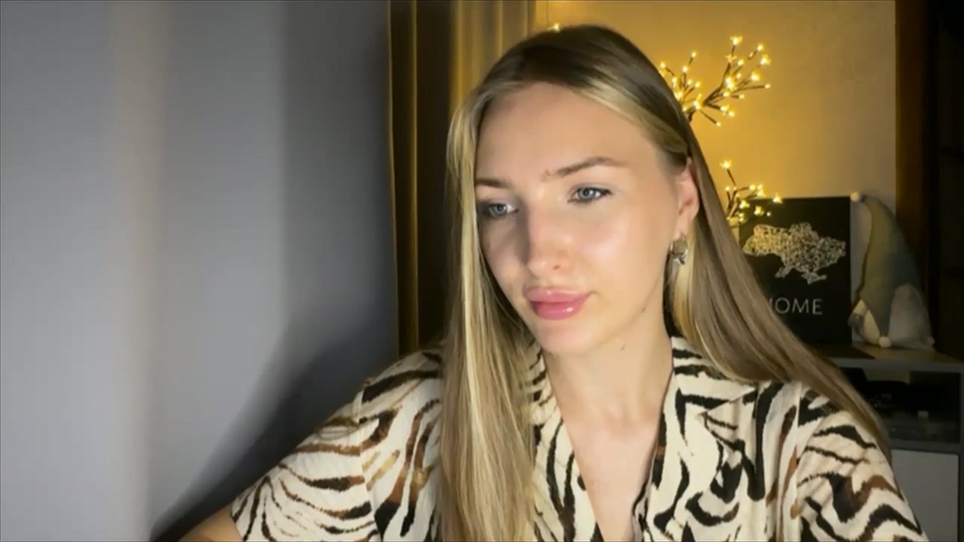 Gallery image thumbnail from My_Diana's myfreecams stream on, 08/28/2024, 18:48 image 13 of 20