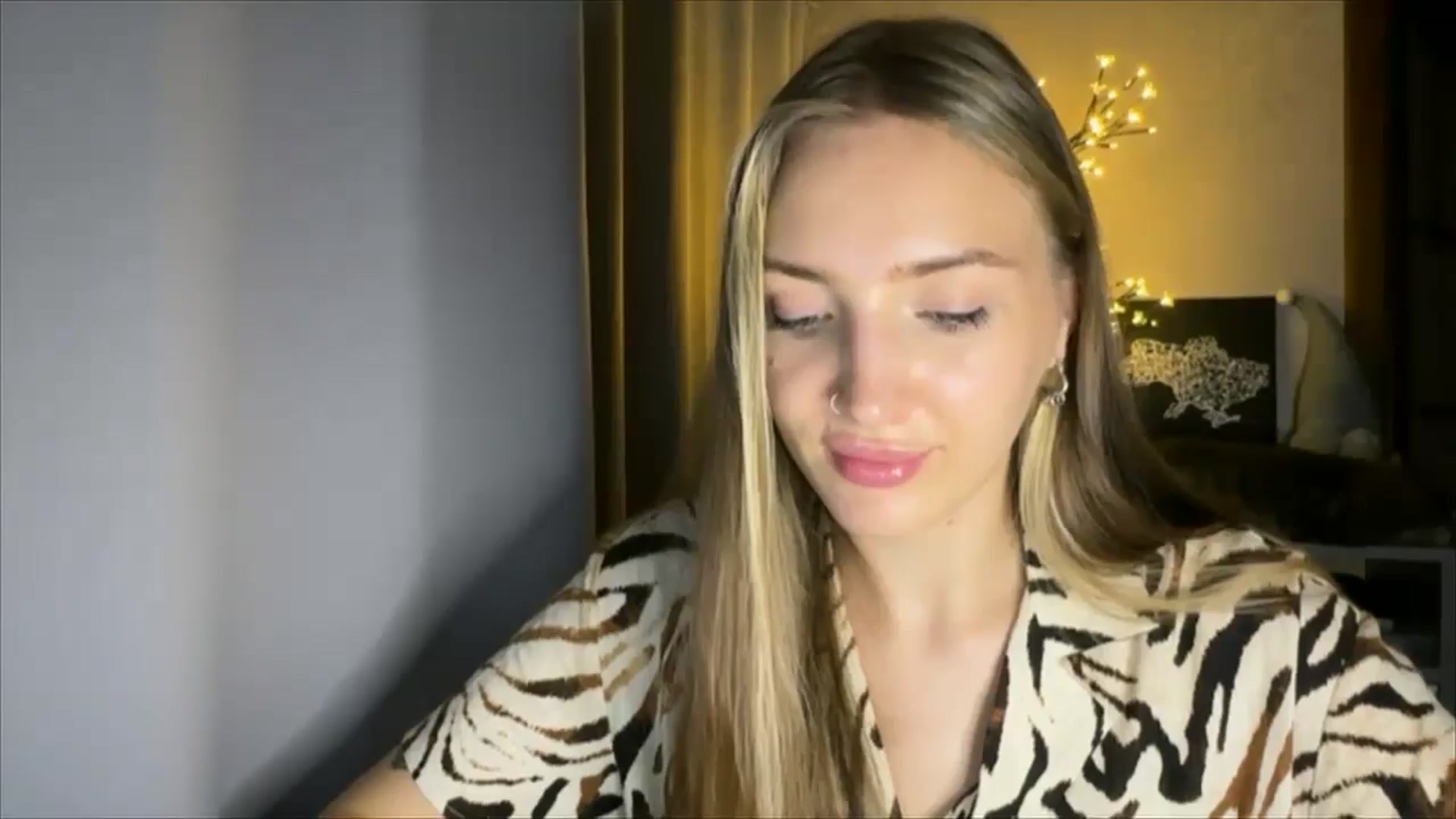 Gallery image thumbnail from My_Diana's myfreecams stream on, 08/28/2024, 18:48 image 18 of 20