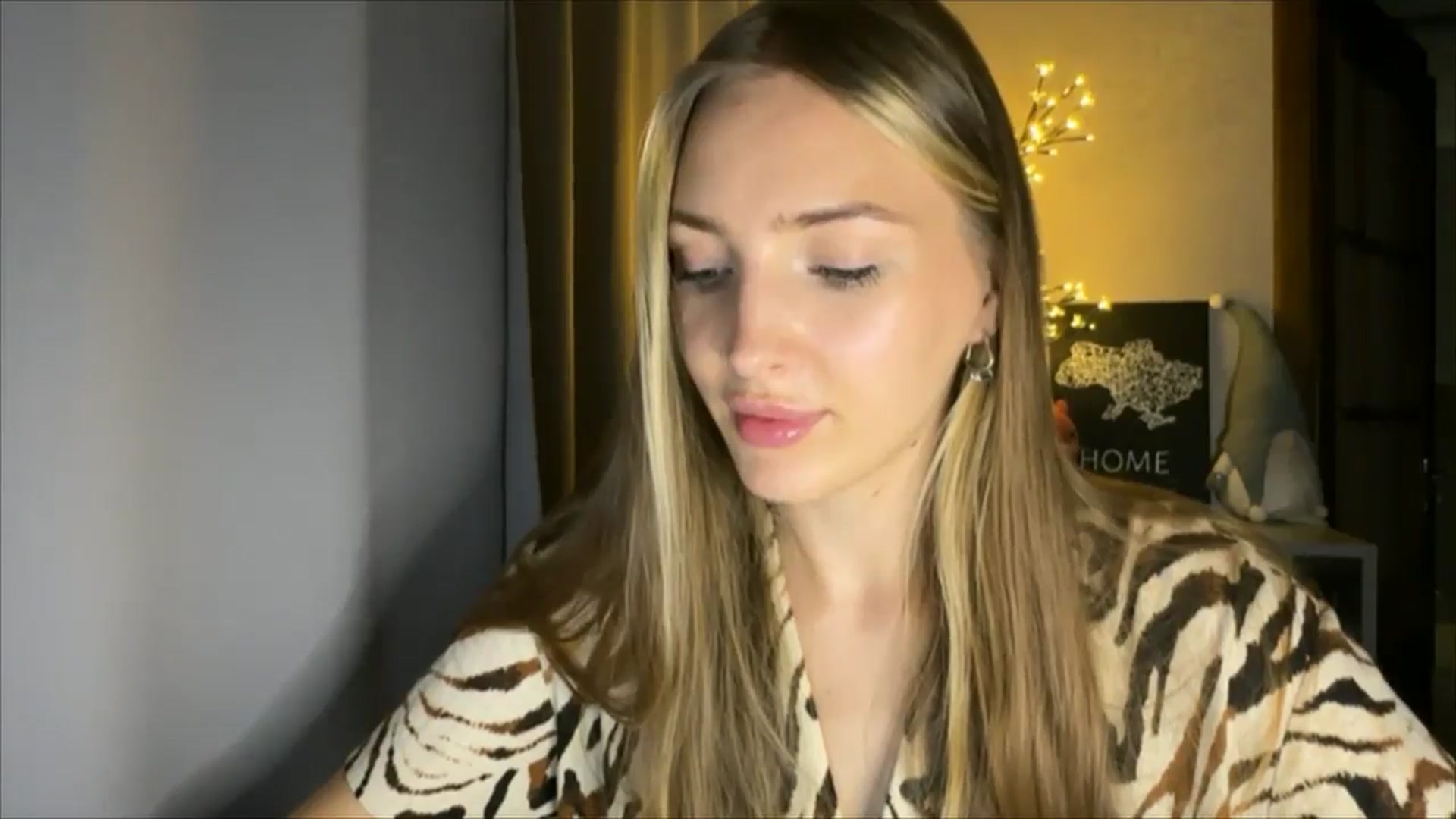 Gallery image thumbnail from My_Diana's myfreecams stream on, 08/28/2024, 18:48 image 5 of 20