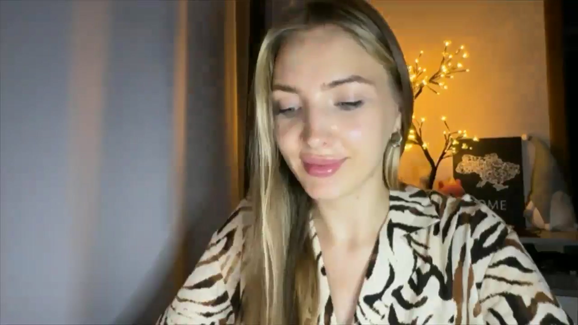 Gallery image thumbnail from My_Diana's myfreecams stream on, 08/28/2024, 22:34 image 10 of 20