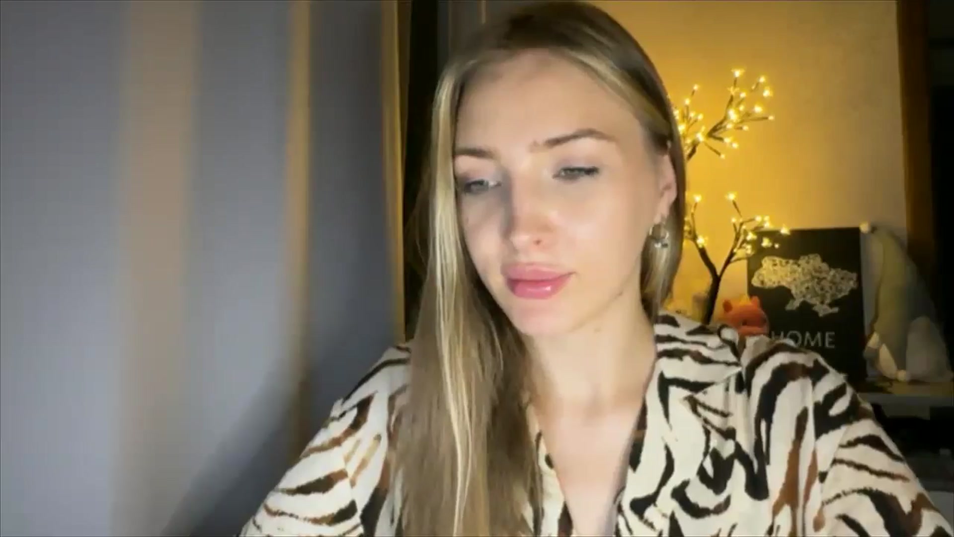 Gallery image thumbnail from My_Diana's myfreecams stream on, 08/28/2024, 22:34 image 5 of 20