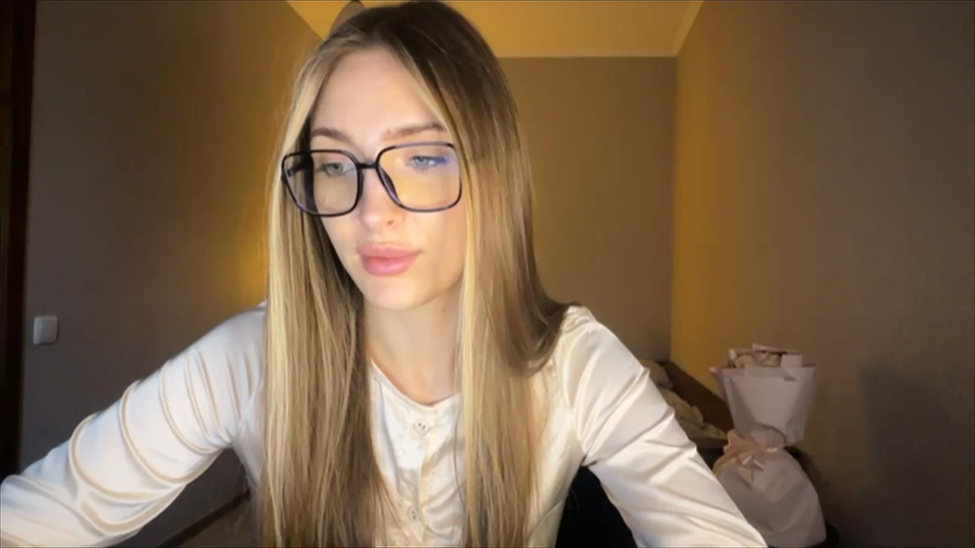 Gallery image thumbnail from My_Diana's myfreecams stream on, 08/29/2024, 16:45 image 19 of 20