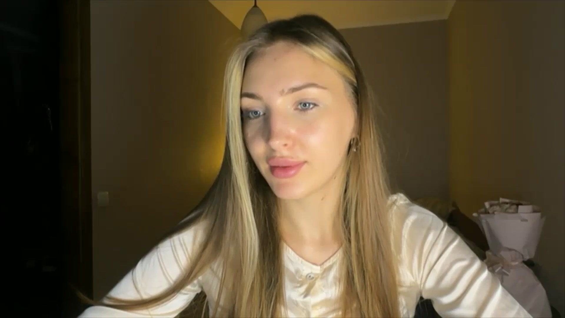Gallery image thumbnail from My_Diana's myfreecams stream on, 08/29/2024, 21:20 image 7 of 20