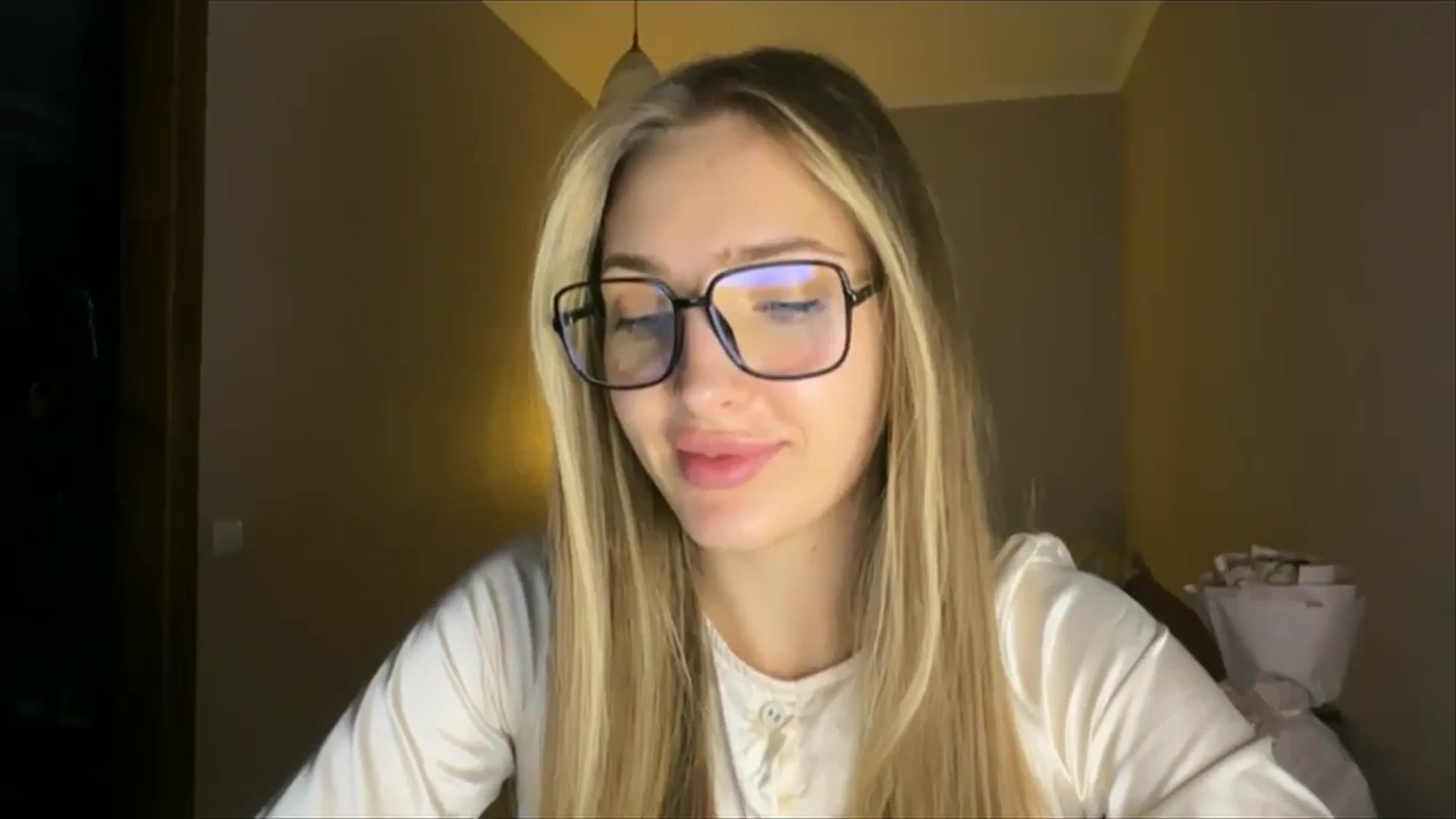 Gallery image thumbnail from My_Diana's myfreecams stream on, 08/29/2024, 21:20 image 2 of 20