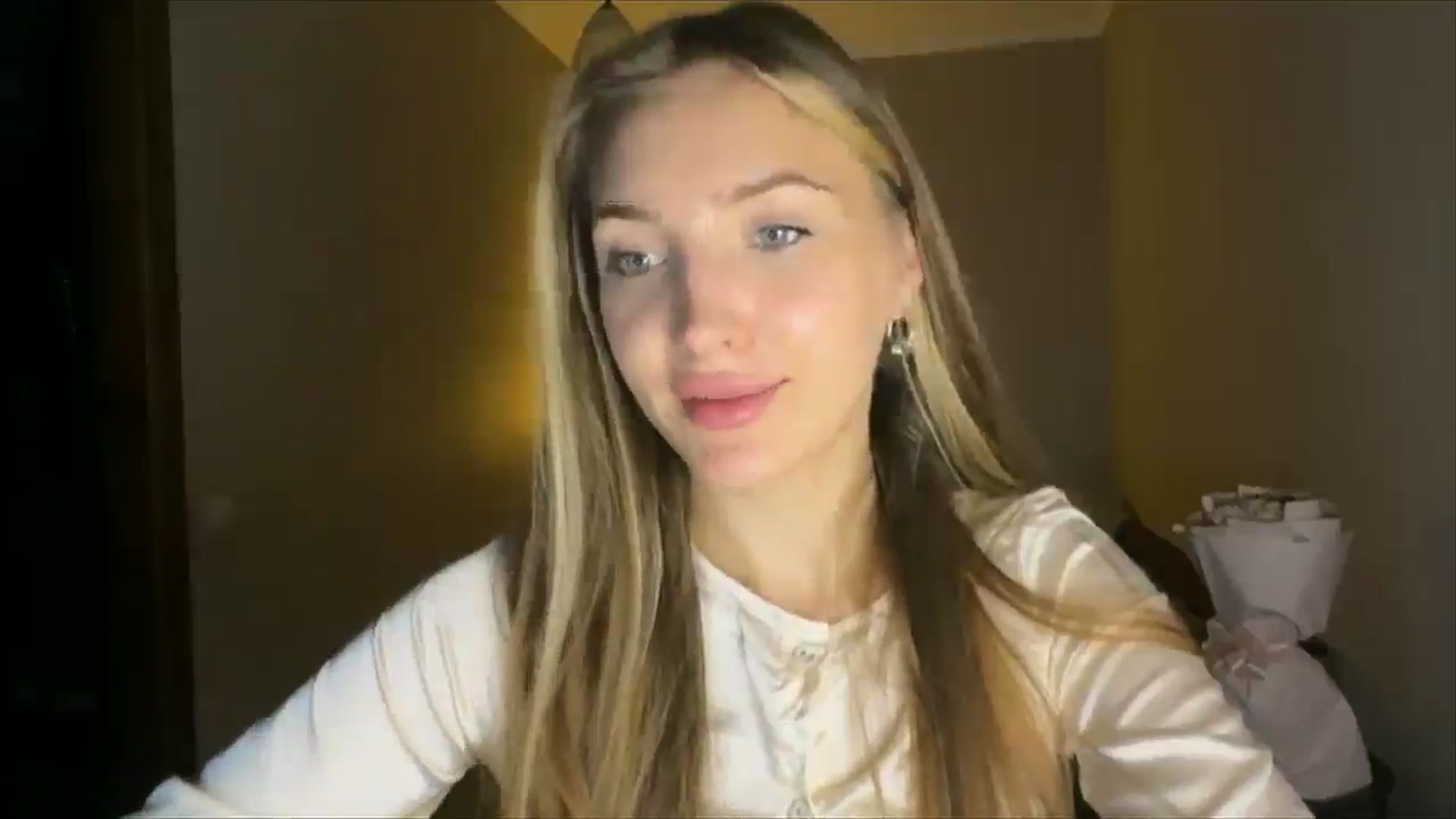 Gallery image thumbnail from My_Diana's myfreecams stream on, 08/29/2024, 21:20 image 9 of 20