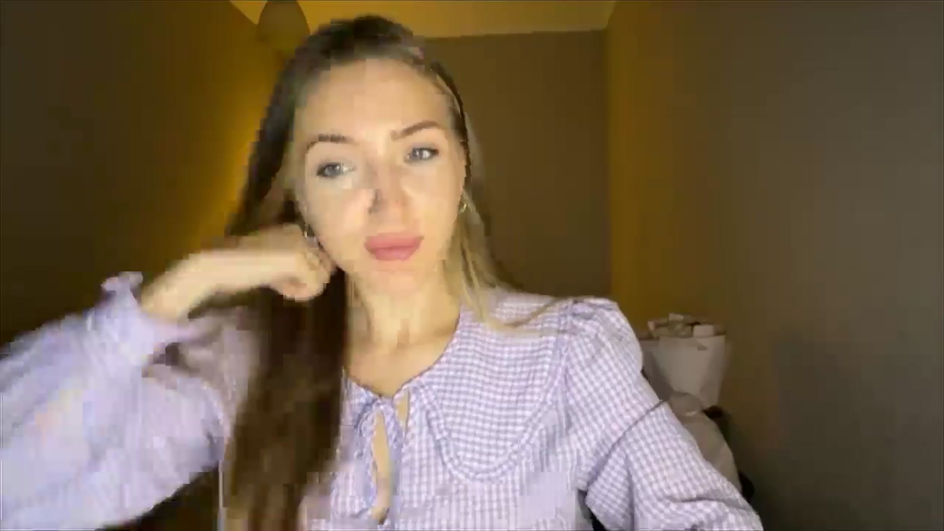 Gallery image thumbnail from My_Diana's myfreecams stream on, 08/30/2024, 17:40 image 3 of 20