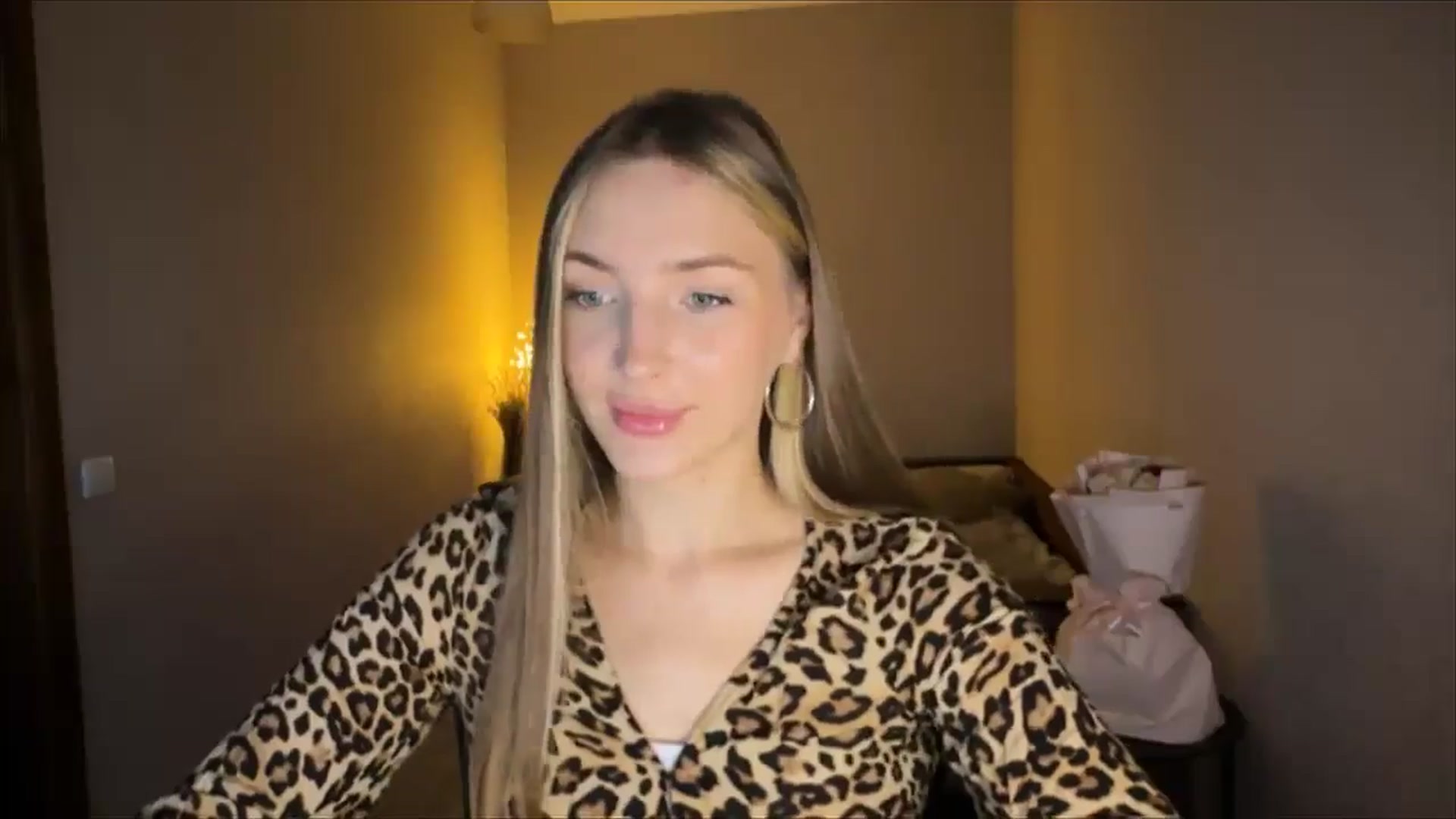 Gallery image thumbnail from My_Diana's myfreecams stream on, 08/31/2024, 16:47 image 20 of 20