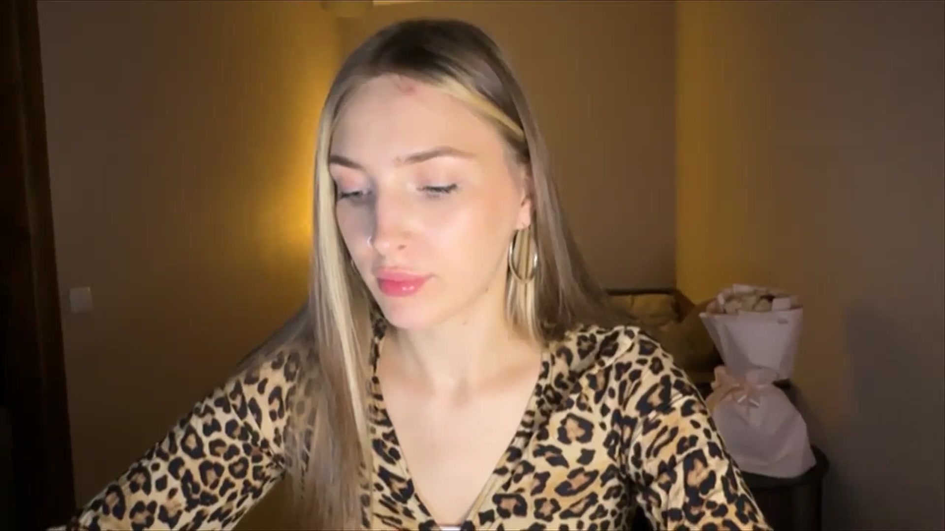 Gallery image thumbnail from My_Diana's myfreecams stream on, 08/31/2024, 18:40 image 8 of 20