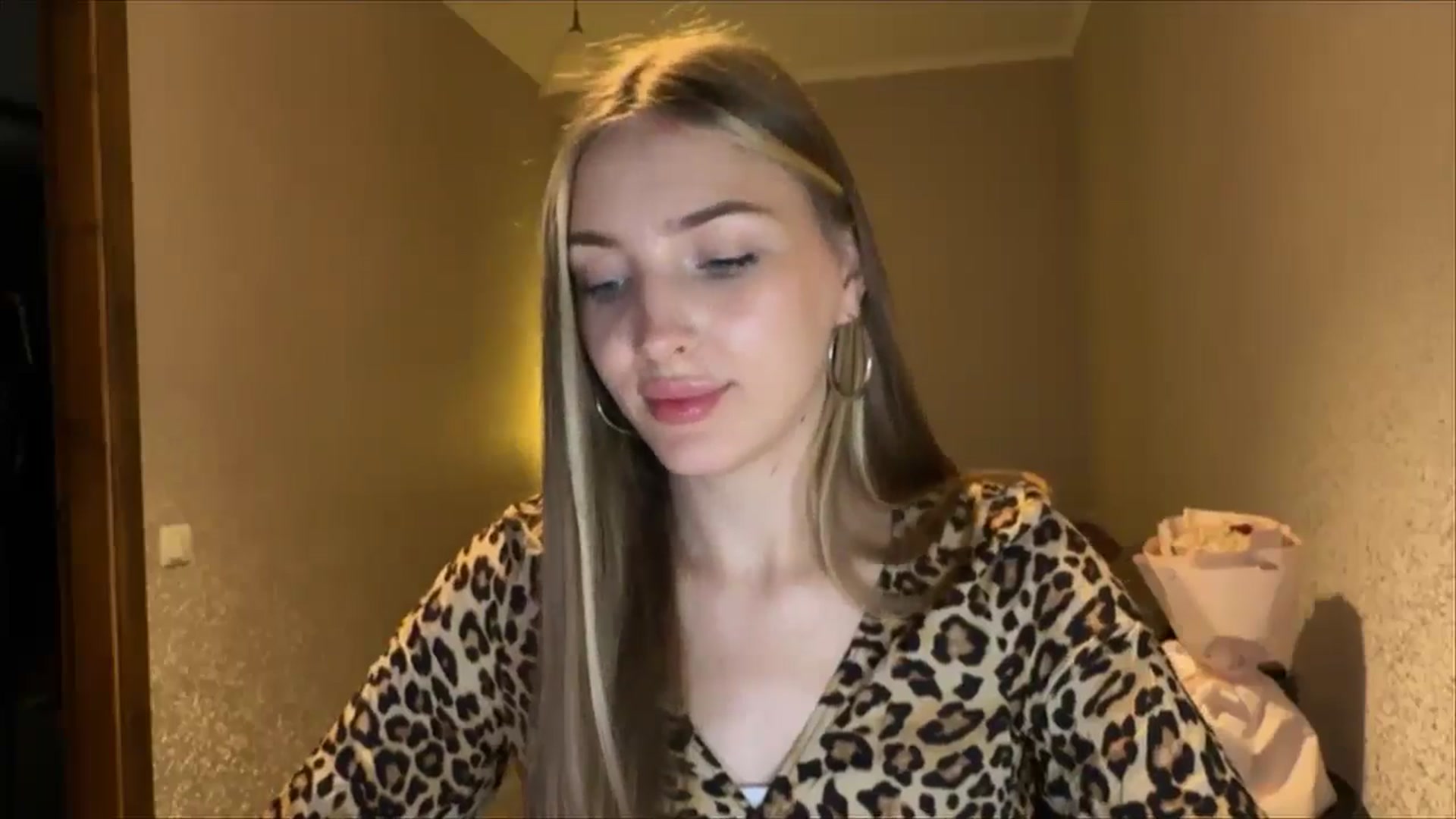 Gallery image thumbnail from My_Diana's myfreecams stream on, 08/31/2024, 19:00 image 7 of 20