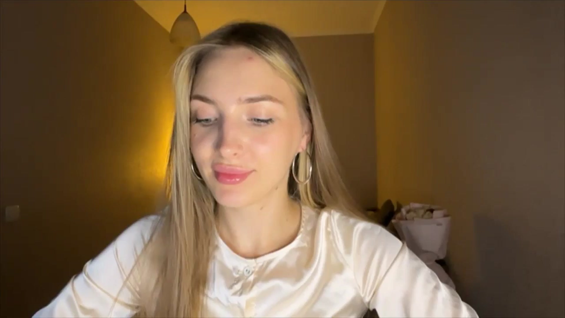 Gallery image thumbnail from My_Diana's myfreecams stream on, 08/31/2024, 22:33 image 1 of 20