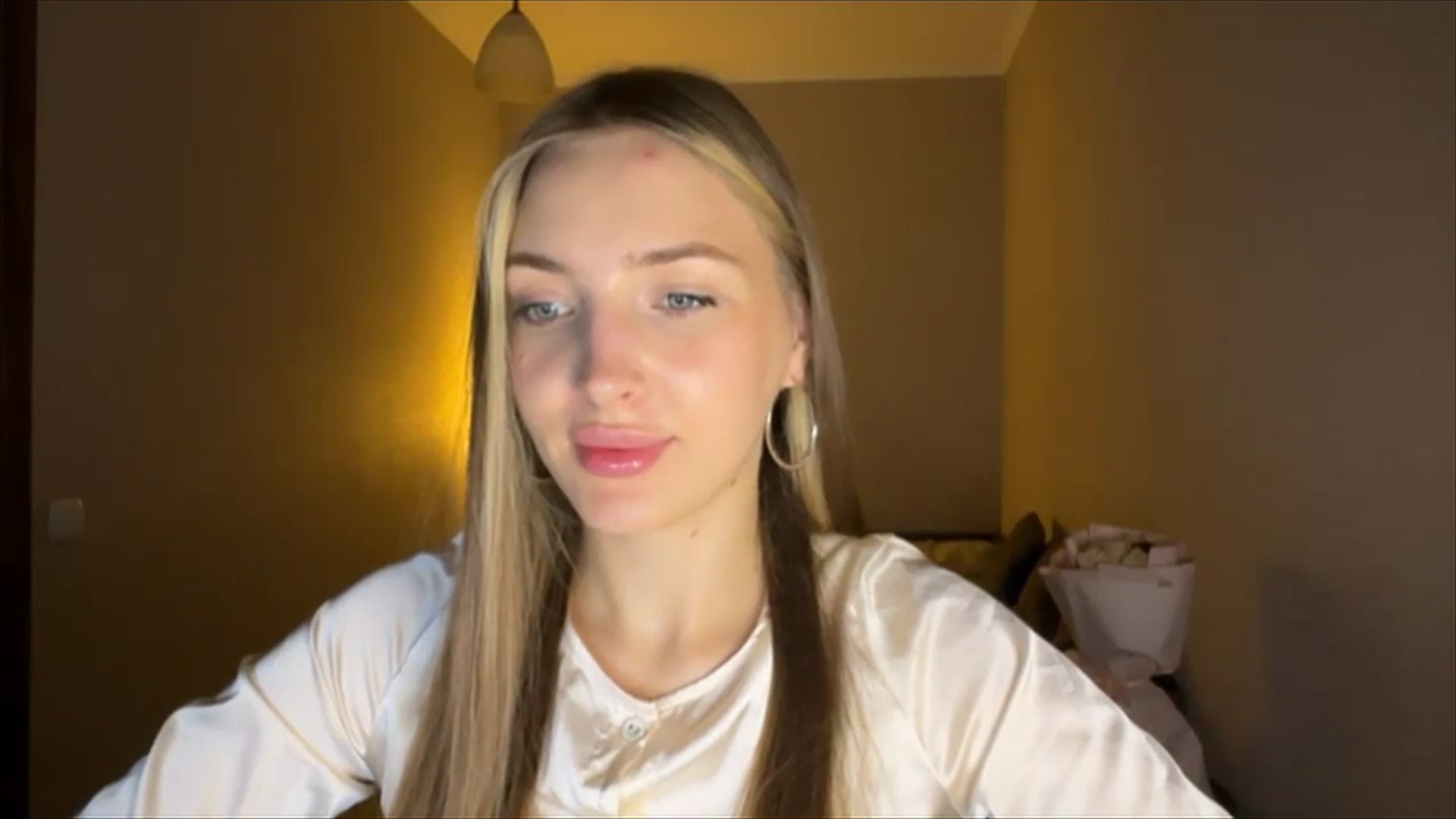 Gallery image thumbnail from My_Diana's myfreecams stream on, 08/31/2024, 22:33 image 10 of 20